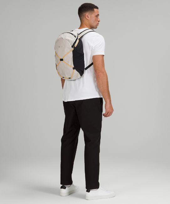 Ripstop Paracord Backpack 20L | Bags | Lululemon EU