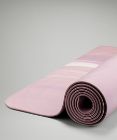 Take Form Yogamatte 5 mm aus FSC™-zertifiziertem Kautschuk *Marble