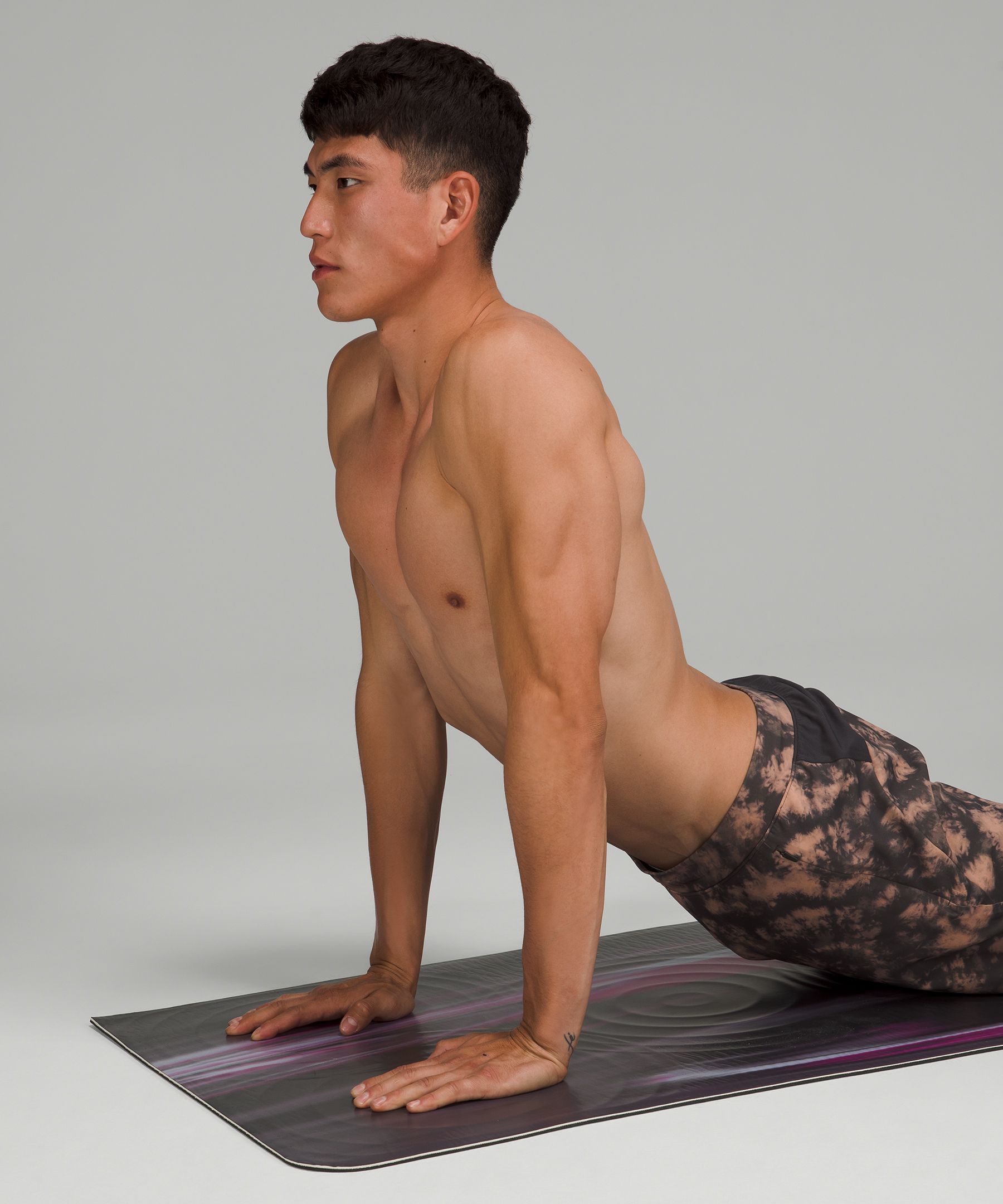 Lululemon 'Take Form' Yoga Mat Uses 3D Ridges to Perfect Your