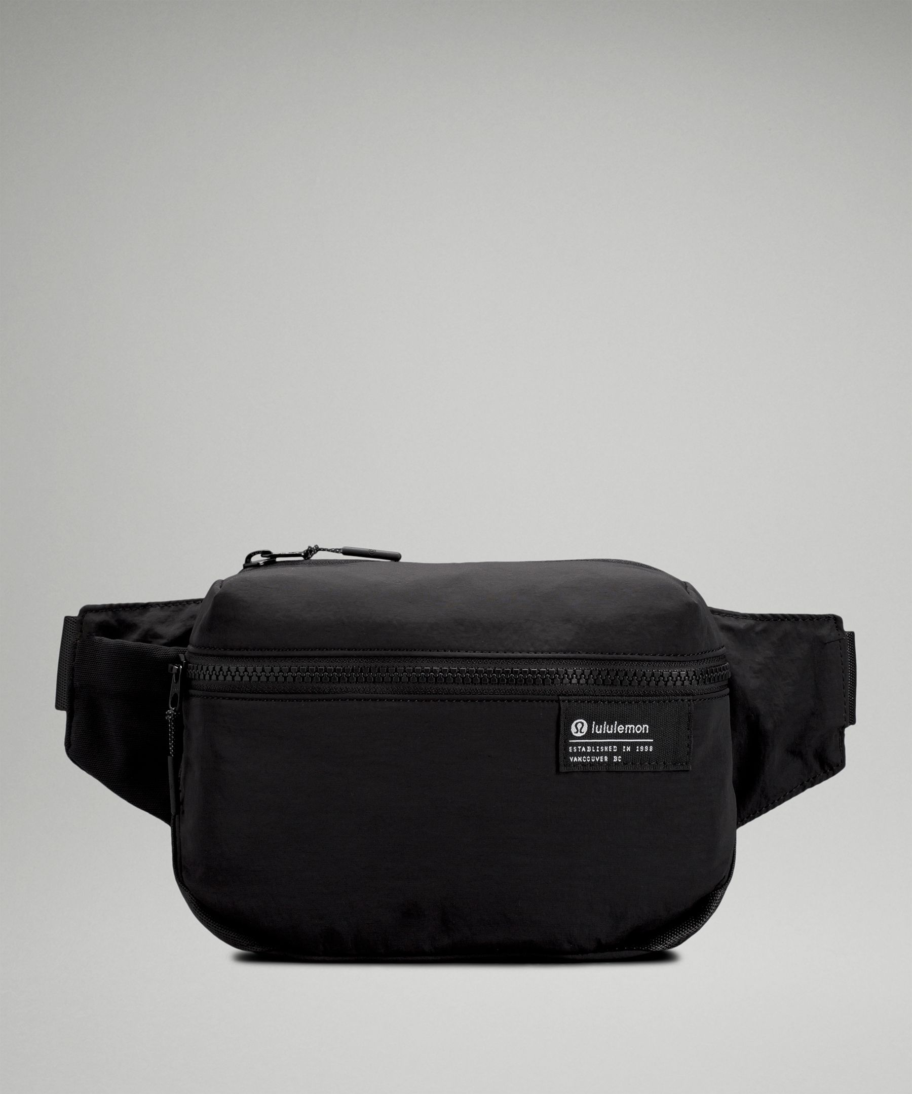 Lululemon Clean Lines Belt Bag 2L - Black/Neutral