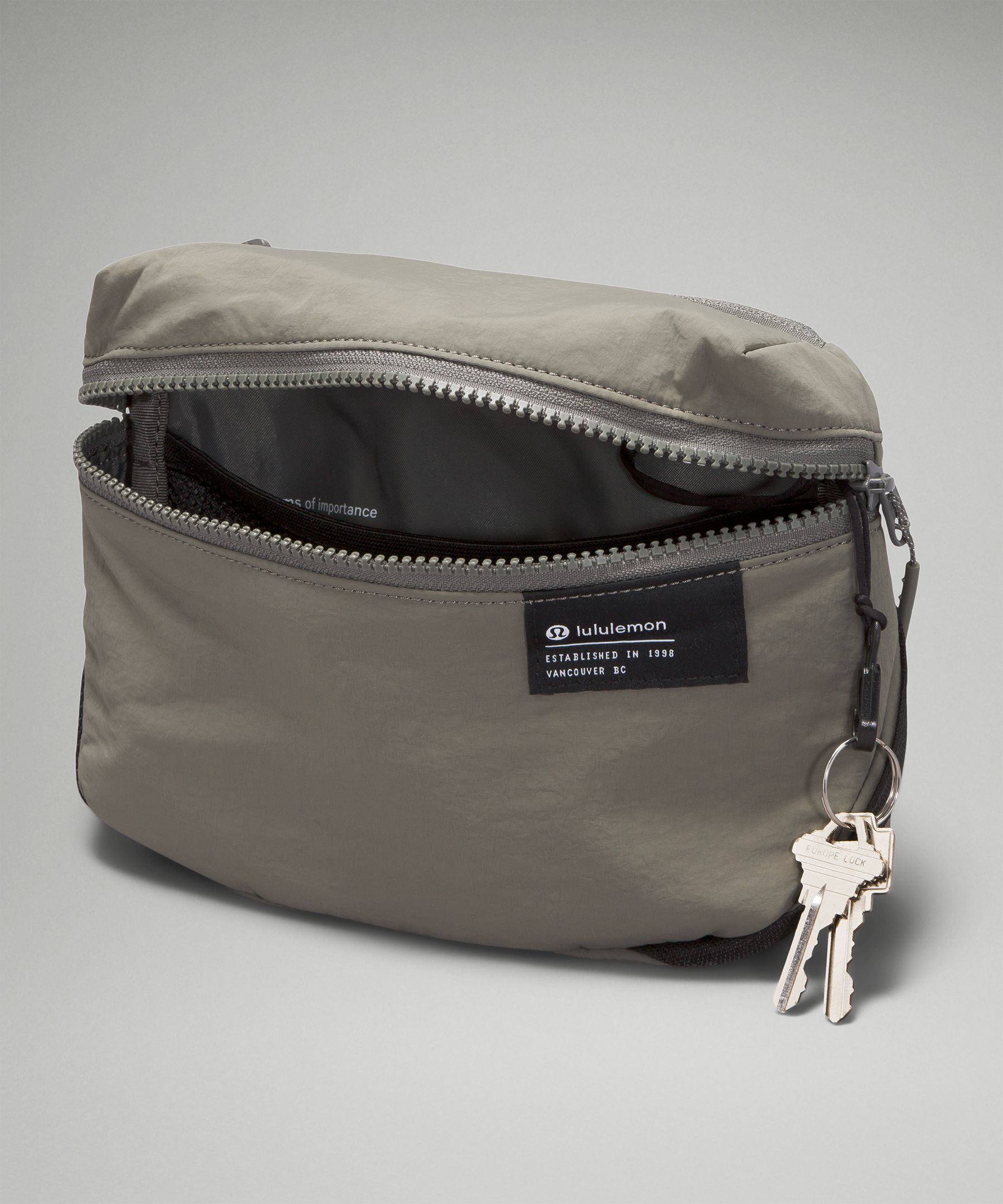 Lululemon Clean Lines Belt Bag plandetransformacion.unirioja.es