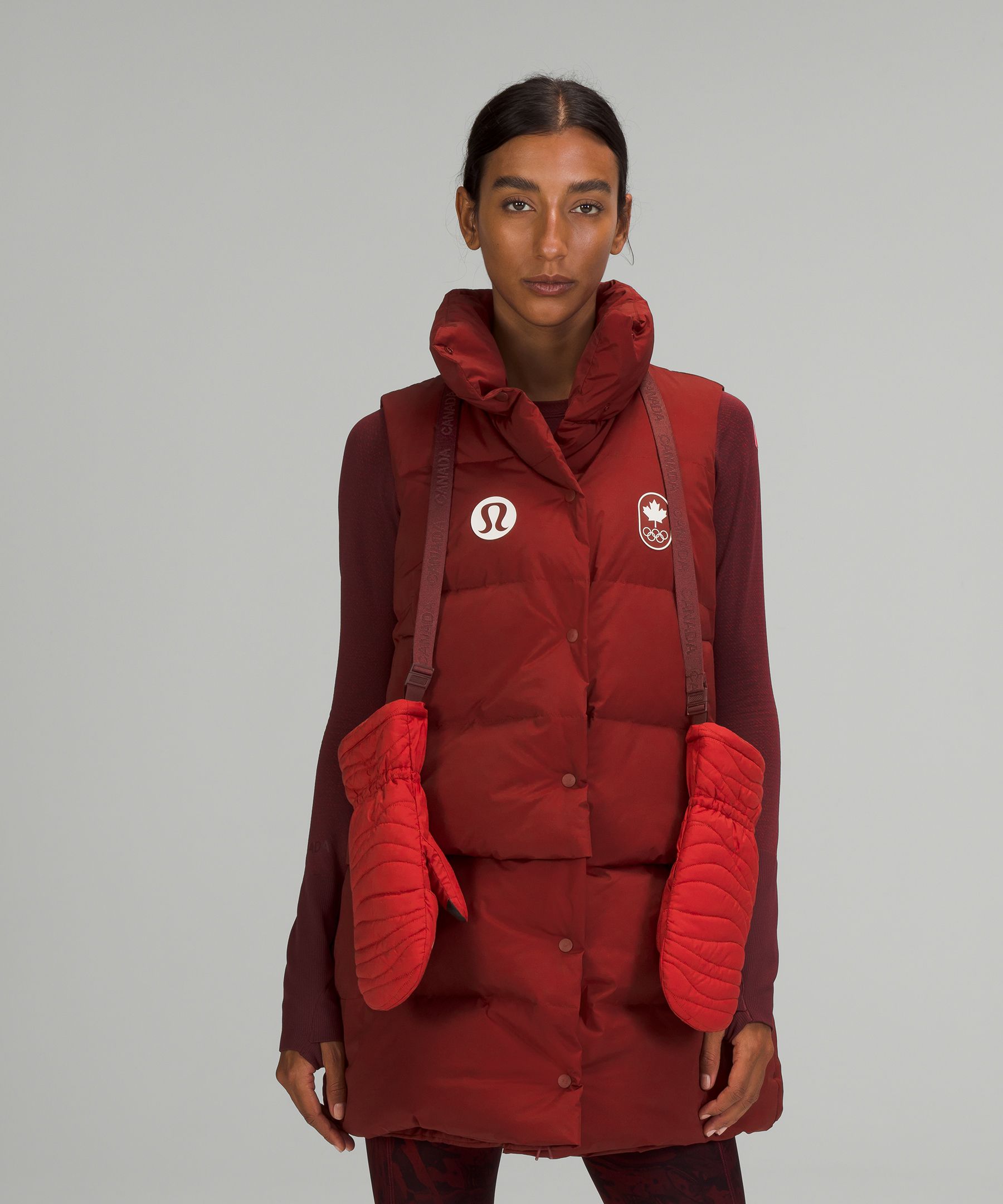 Lululemon Team Canada Quilted Mittens on String *COC Logo. 9