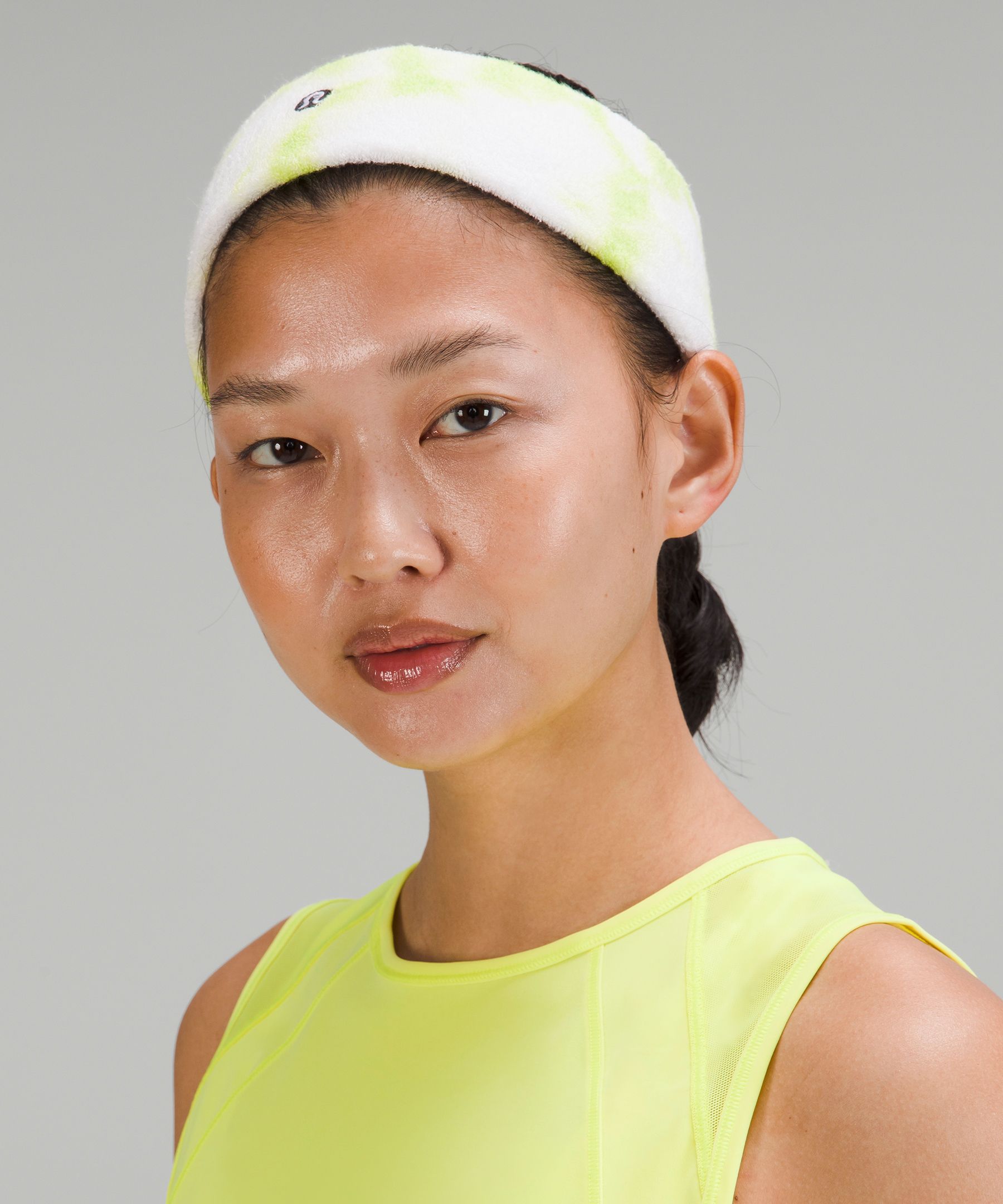 Lululemon athletica Women's Ribbed Nulu Twist-Front Headband, Hair  Accessories