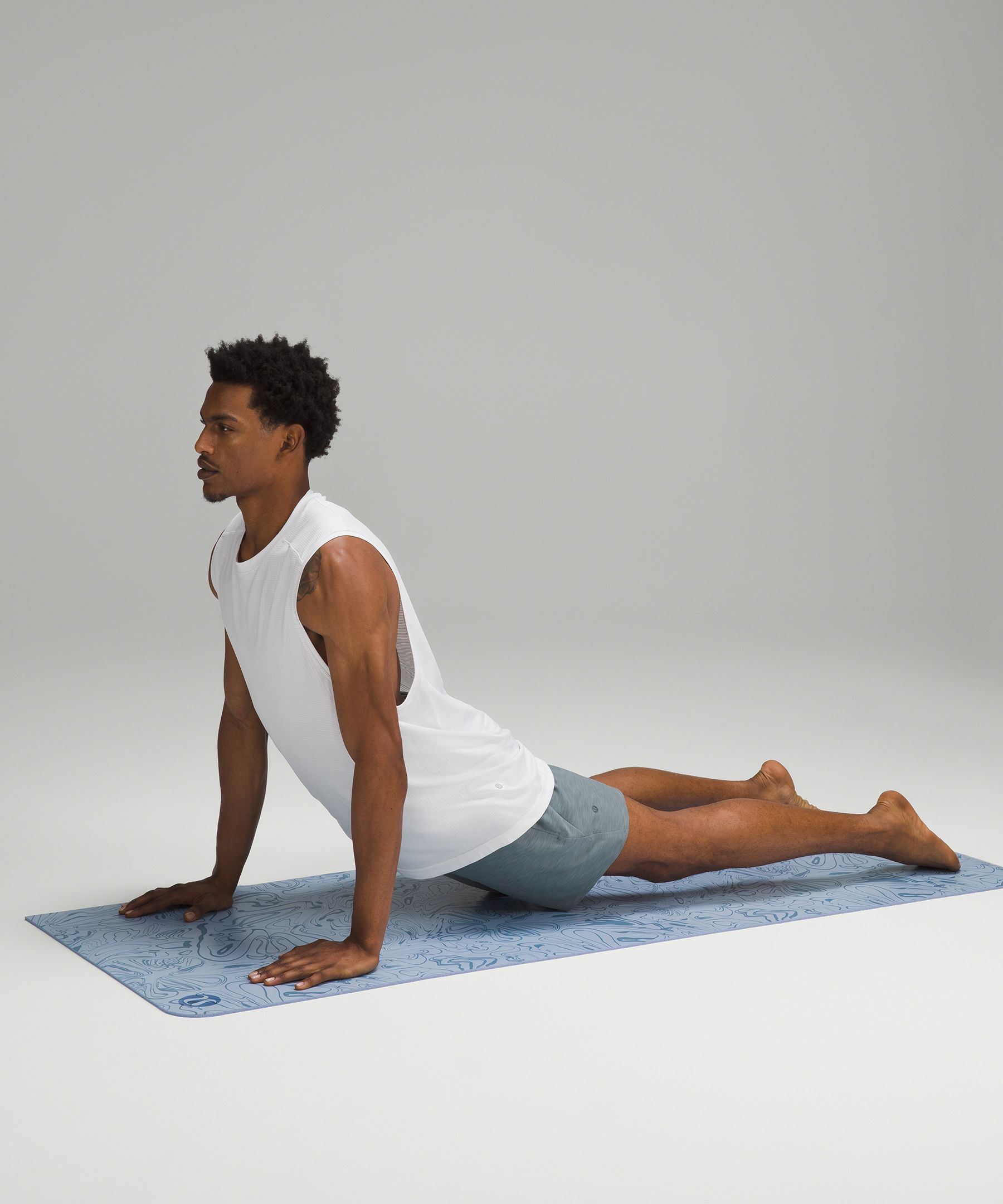 Yoga and fitness online mat