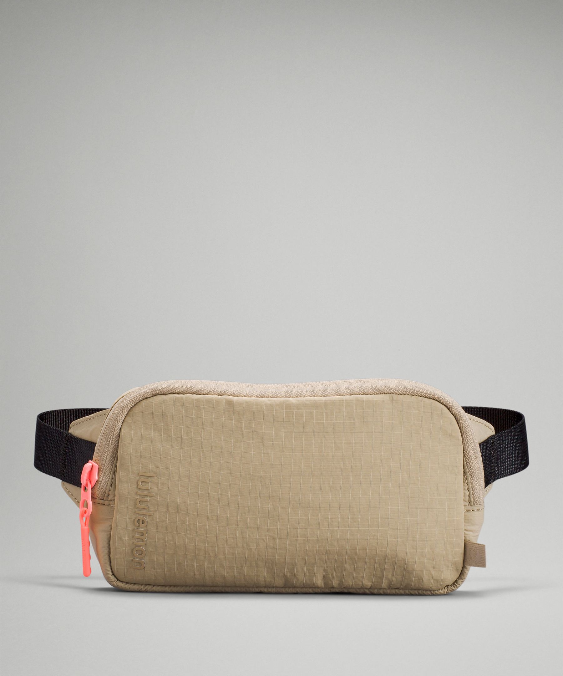 Lululemon Mini Belt Bag - Black/Neutral