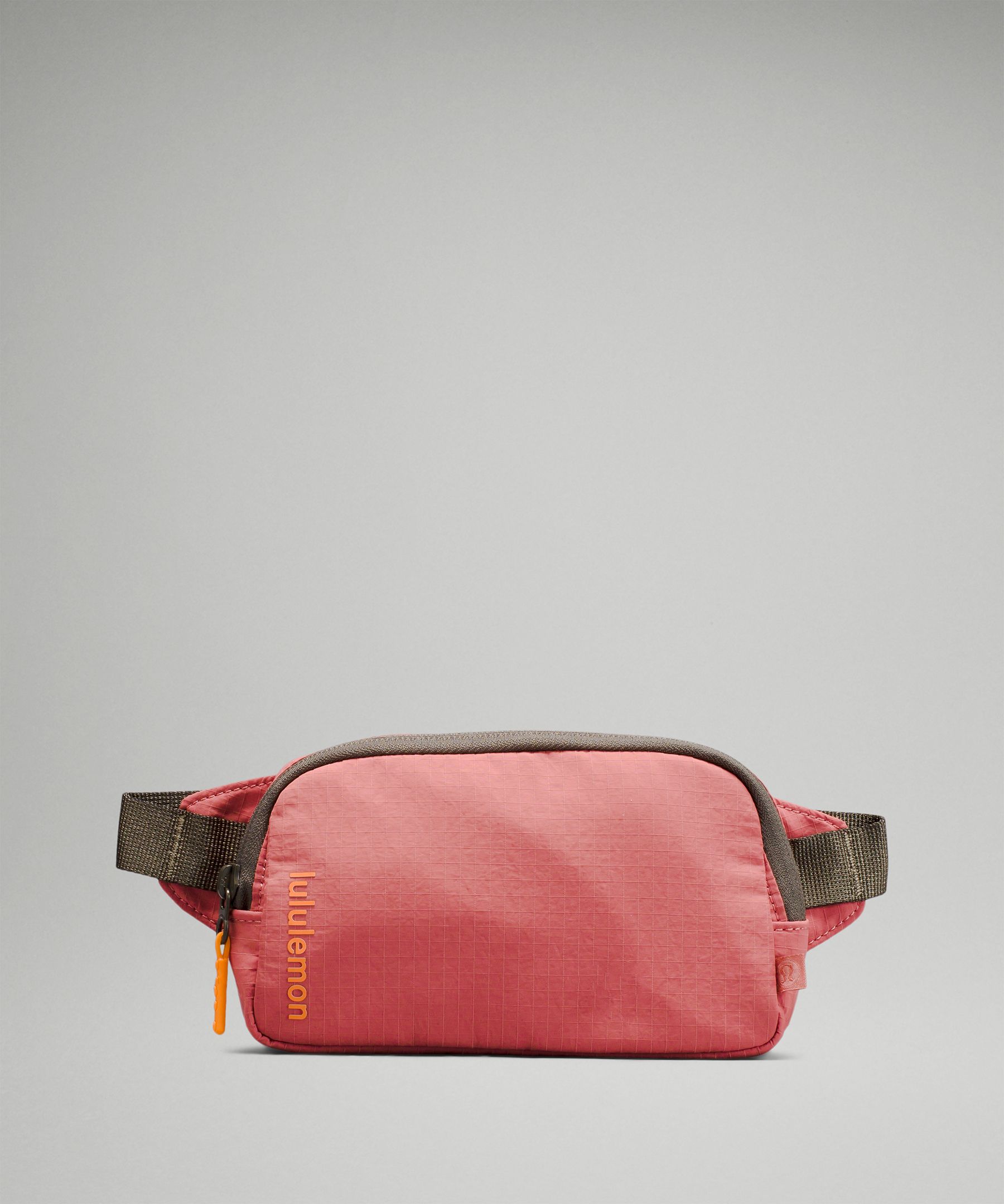 Rose cheap belt bag