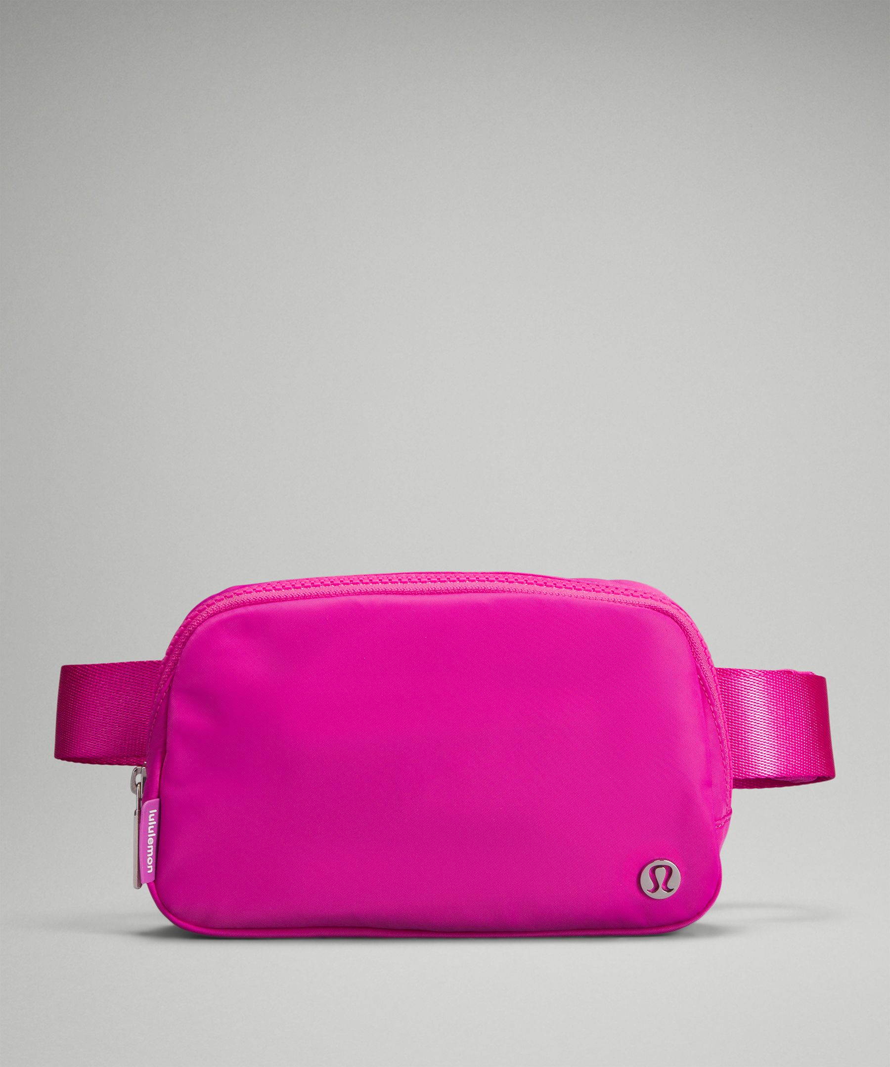 Lululemon store bum bag