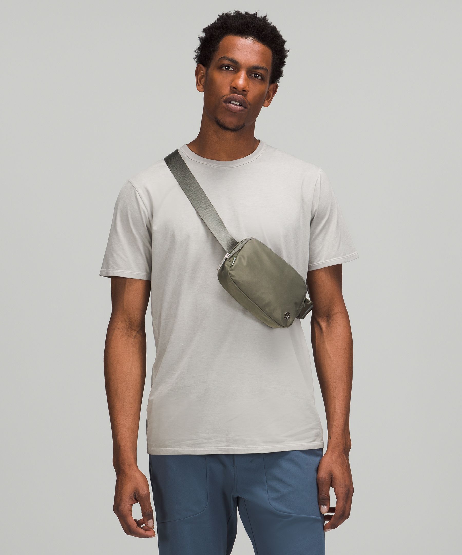 Lululemon Everywhere Belt Bag 1L - Grey Sage