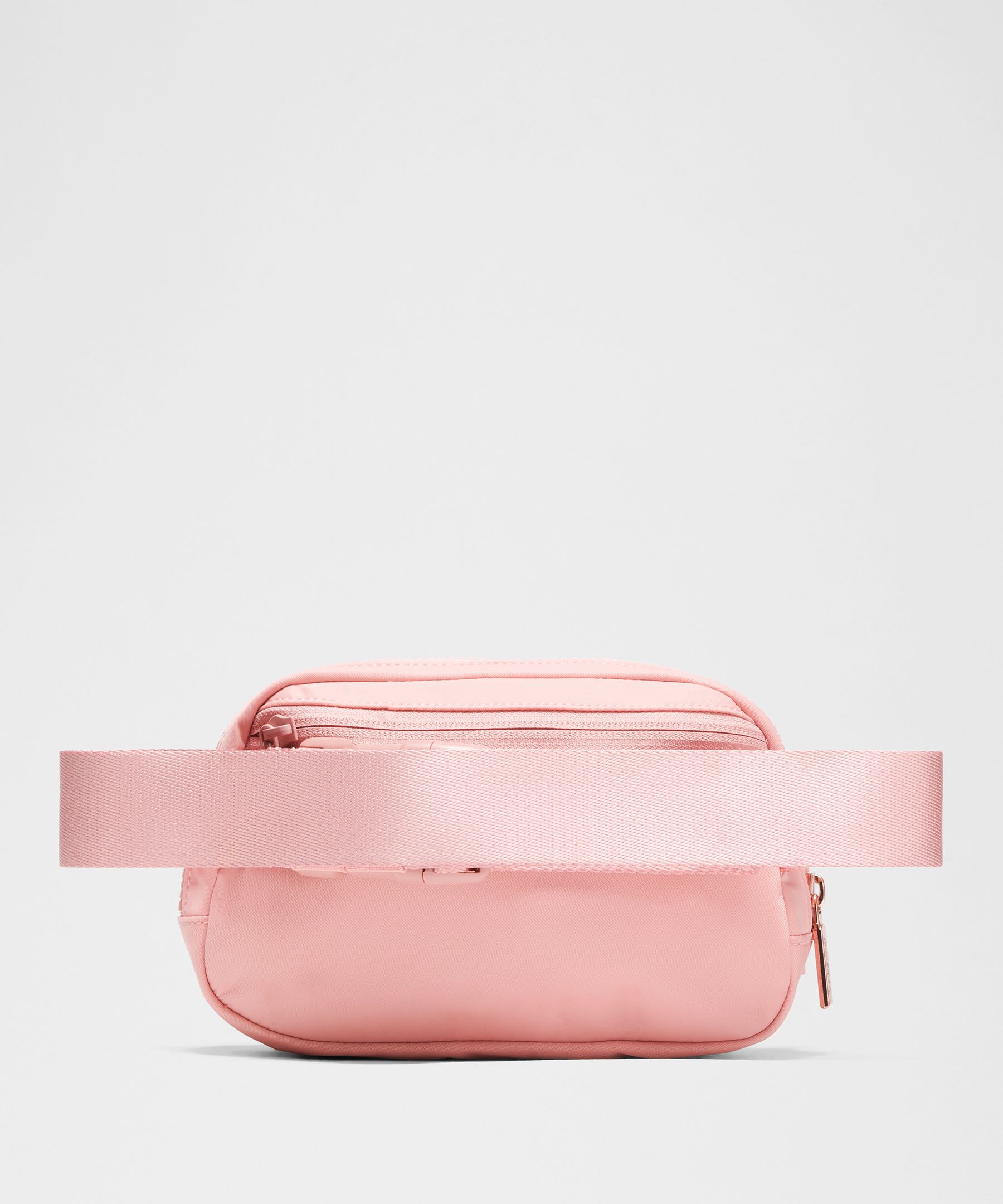 Everywhere ベルトバッグ 1L | バッグ | Lululemon JP