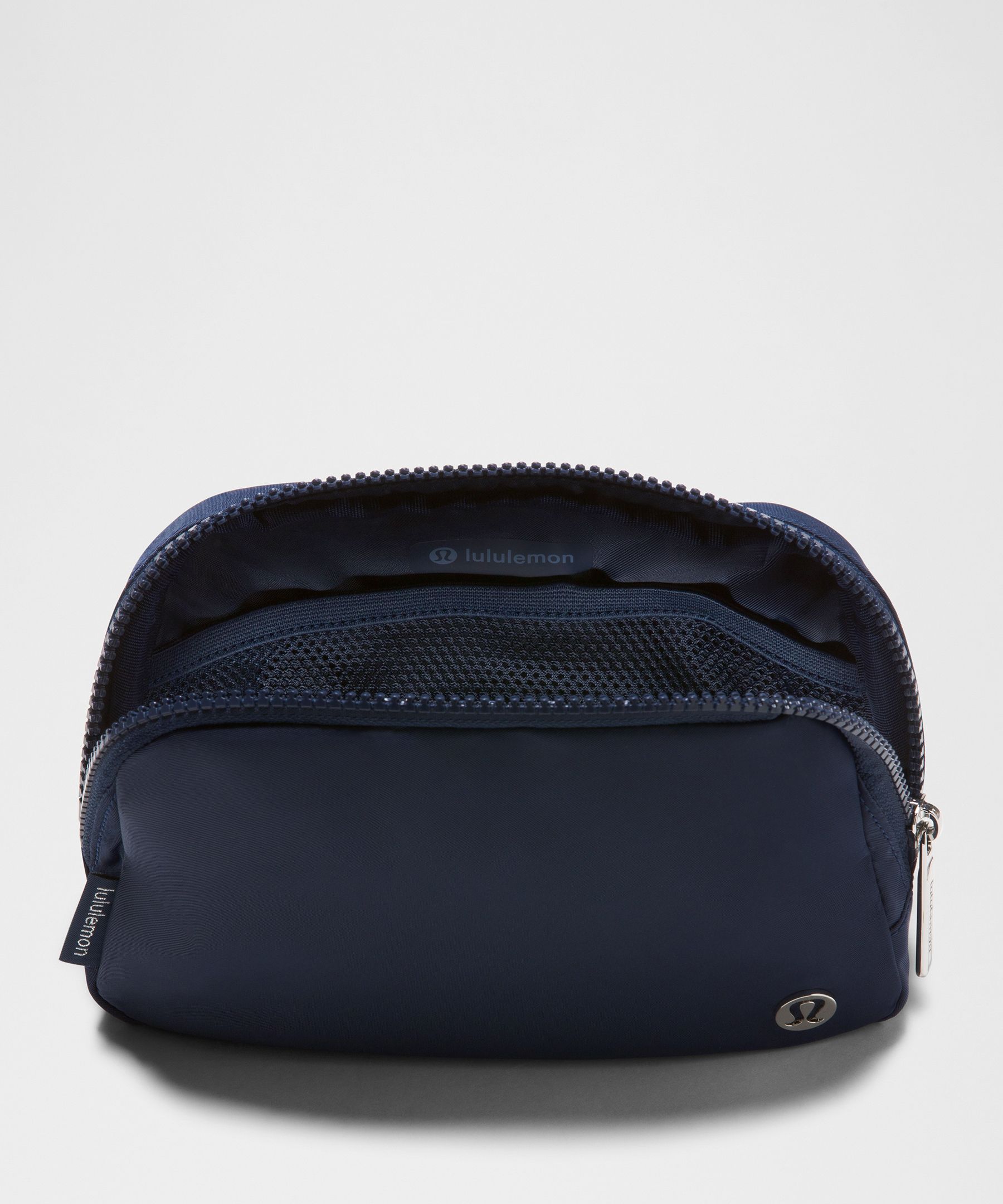 Fanny Packs & Belt Bags for Women | lululemon