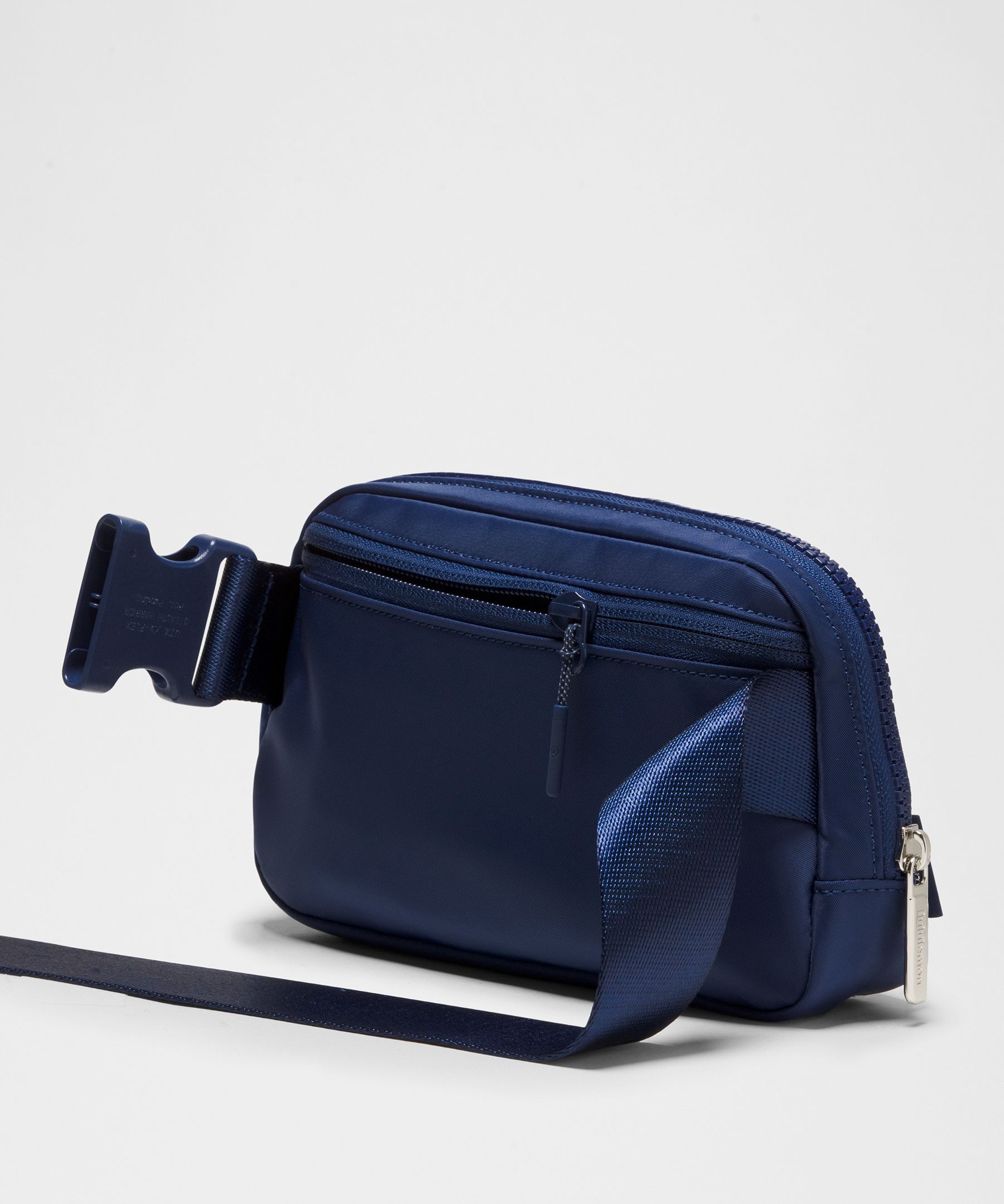 Everywhere Belt Bag 1L