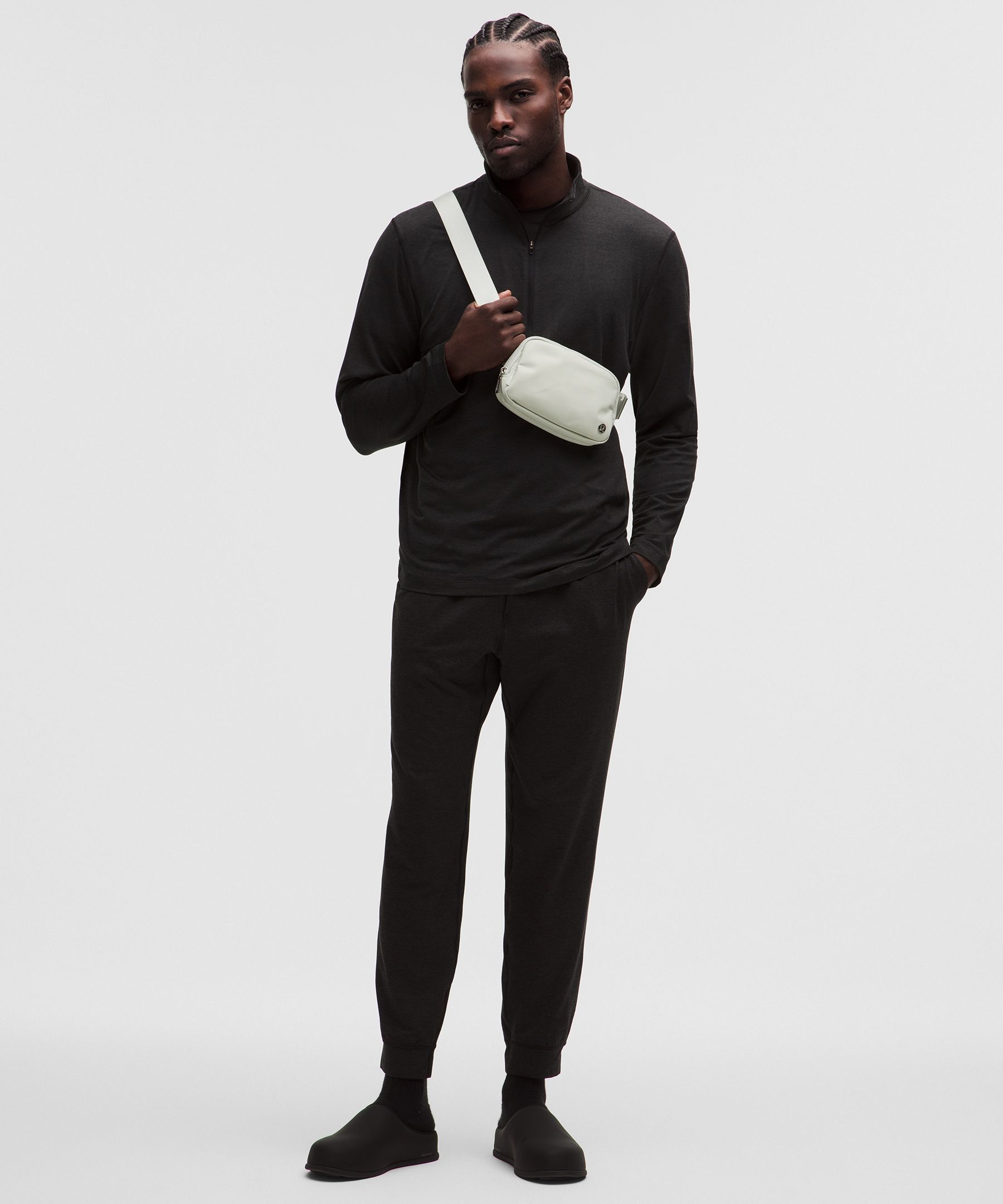 Everywhere Belt Bag 1L