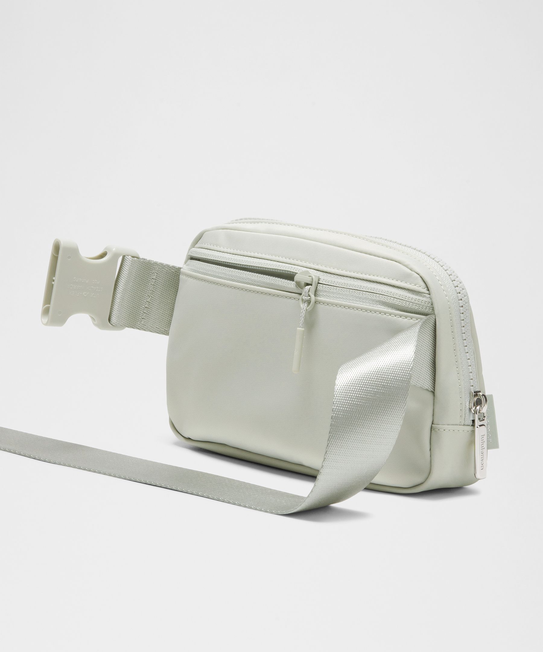 Everywhere Belt Bag 1L