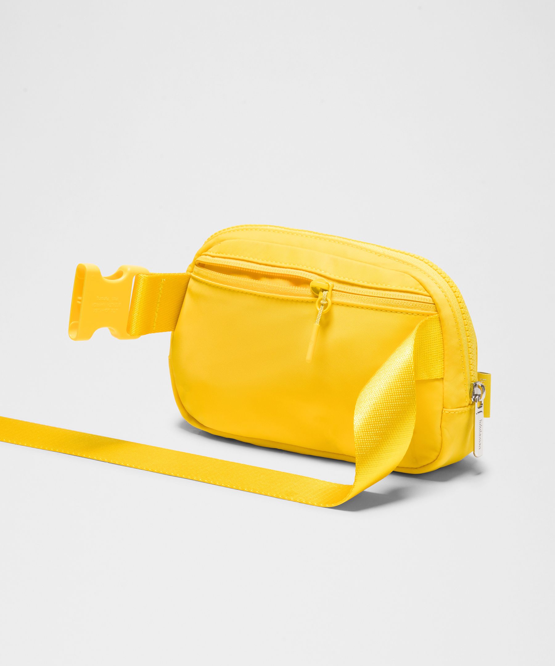 Everywhere Belt Bag 1L