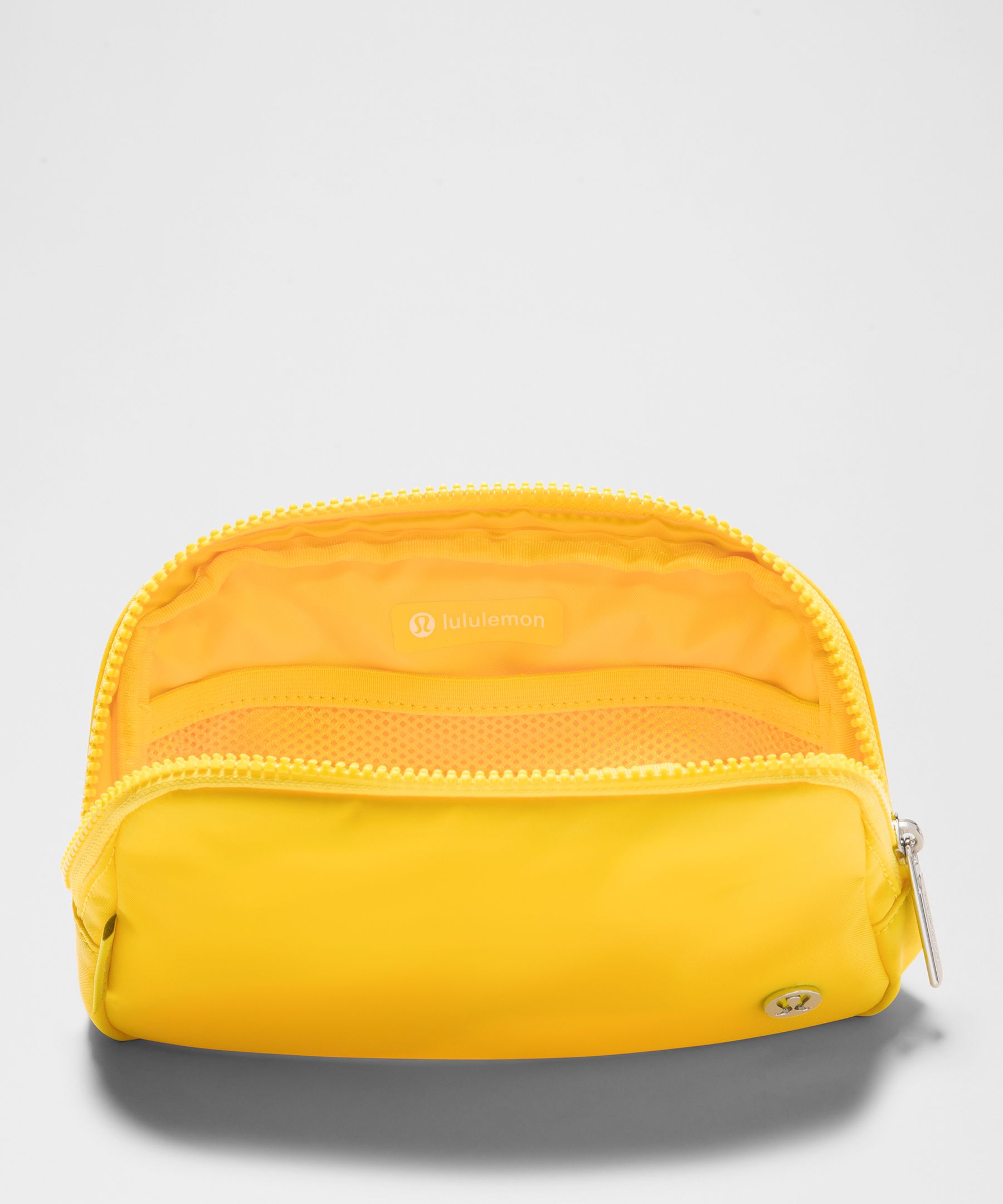Everywhere Belt Bag 1L