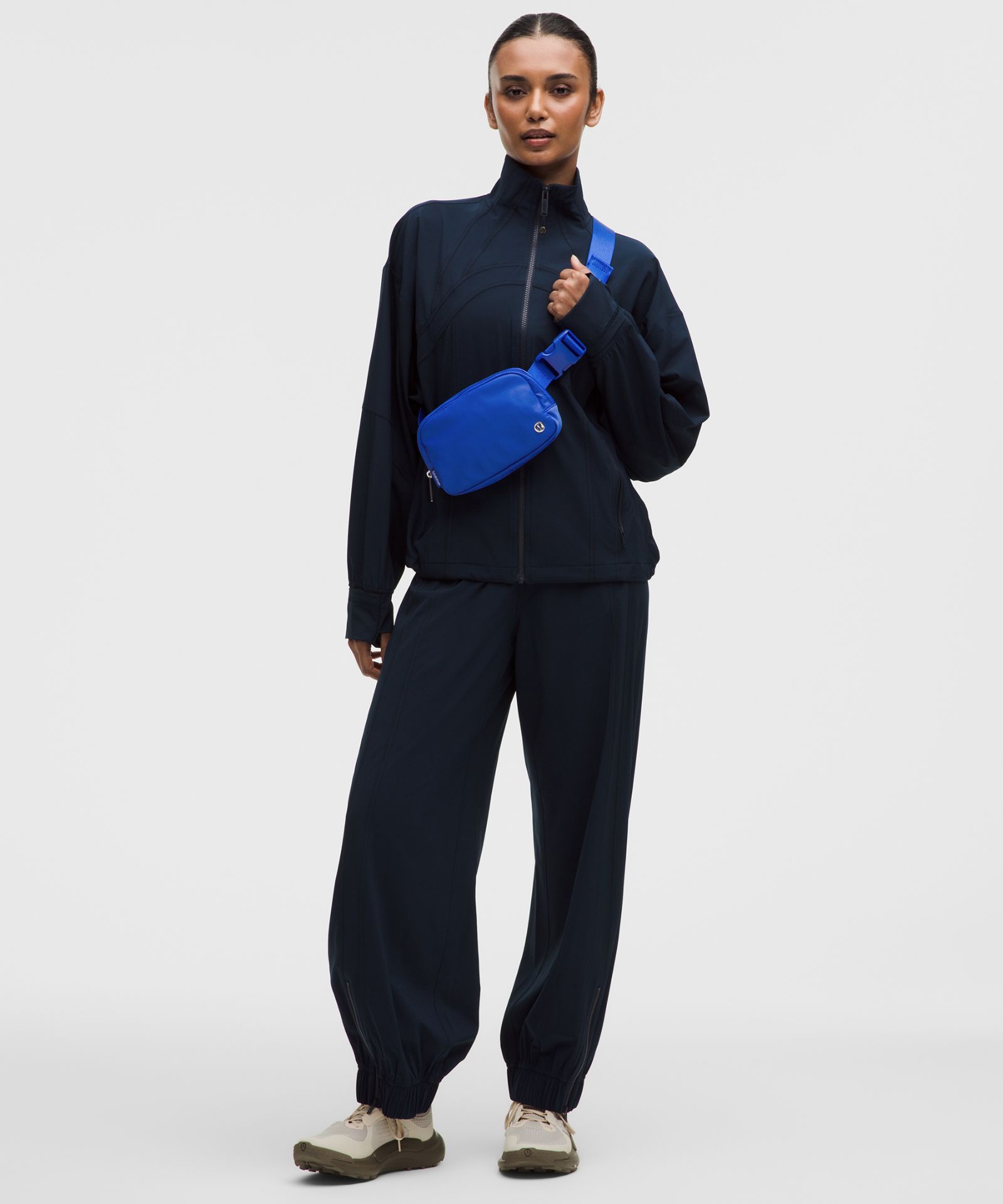 Поясная сумка Lululemon Everywhere объёмом 1 л — фото 2