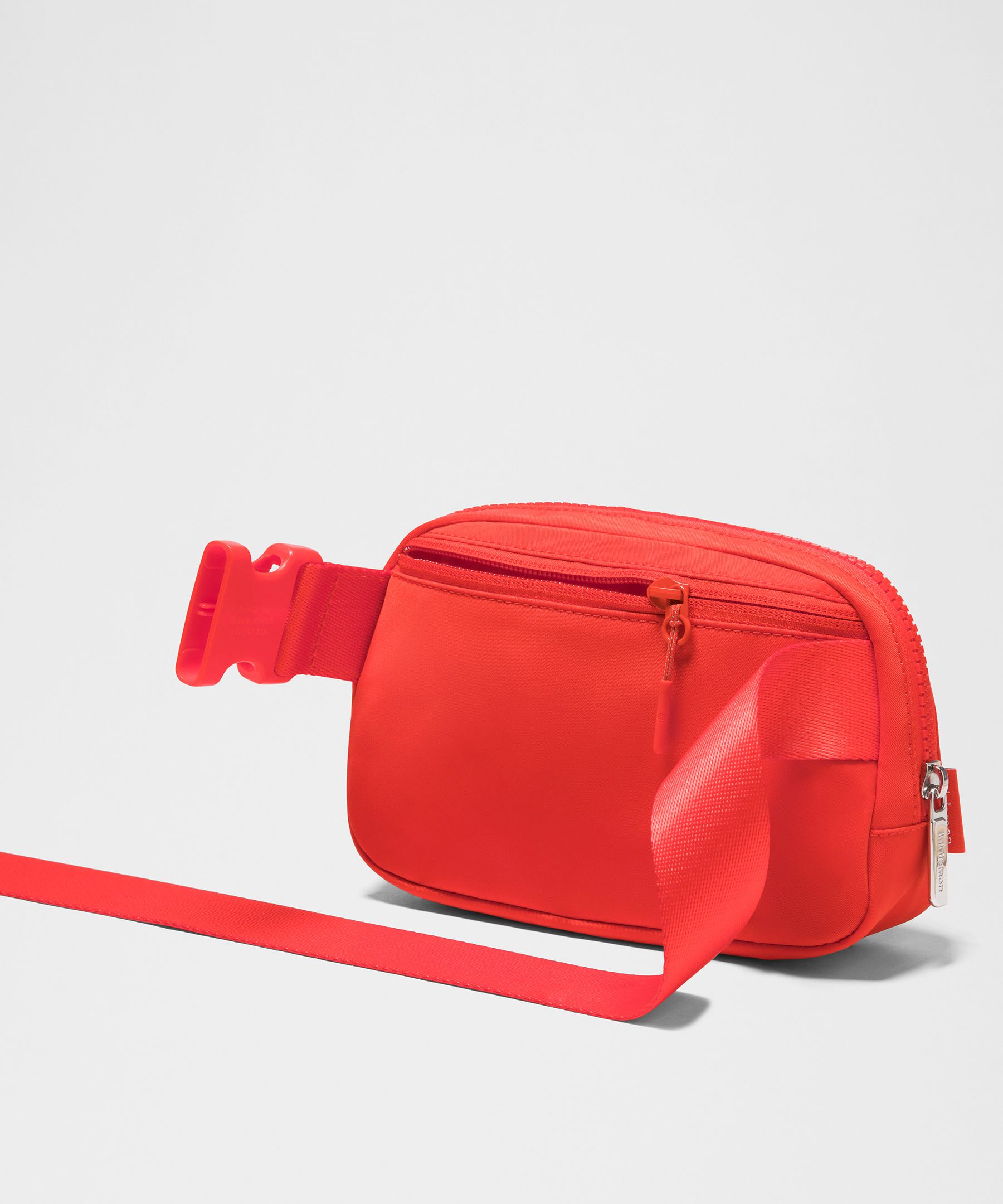 Everywhere Belt Bag 1L
