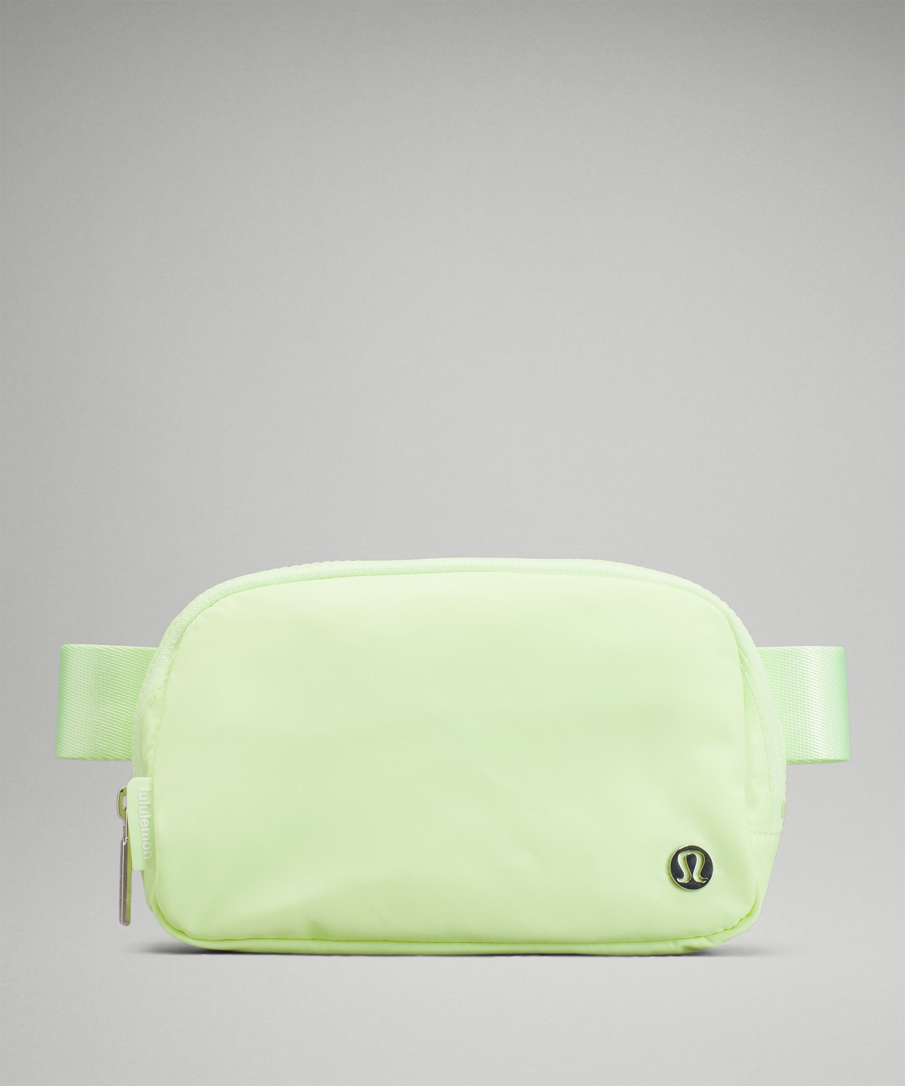 Lululemon Everywhere Belt Bag