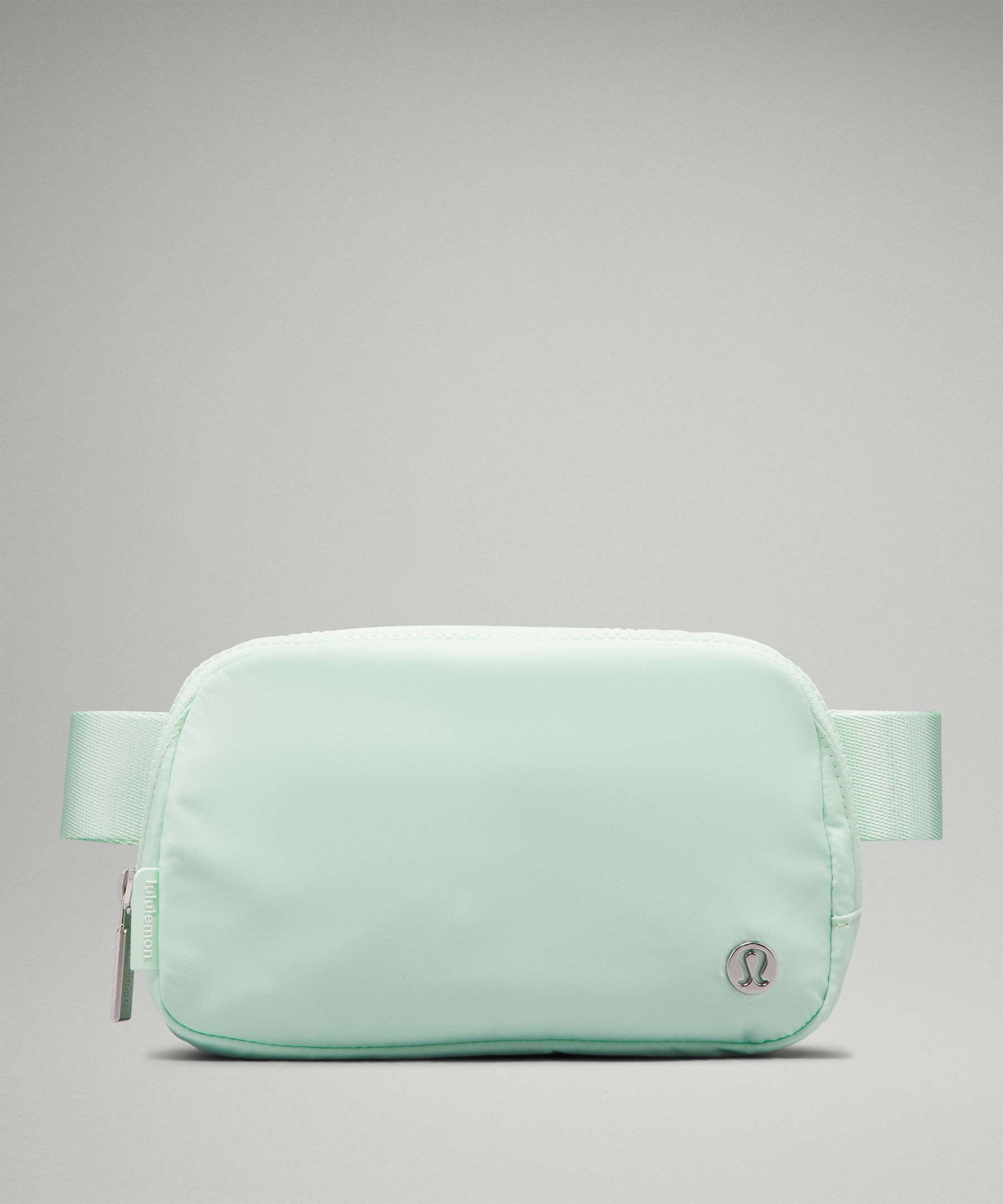 Lululemon Everywhere Belt Bag 1L (Deco Pink) : : Clothing, Shoes &  Accessories