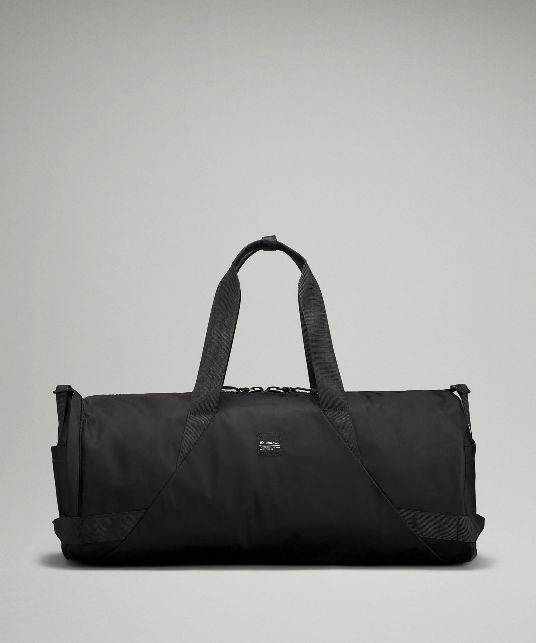 Lululemon all day store duffel bag