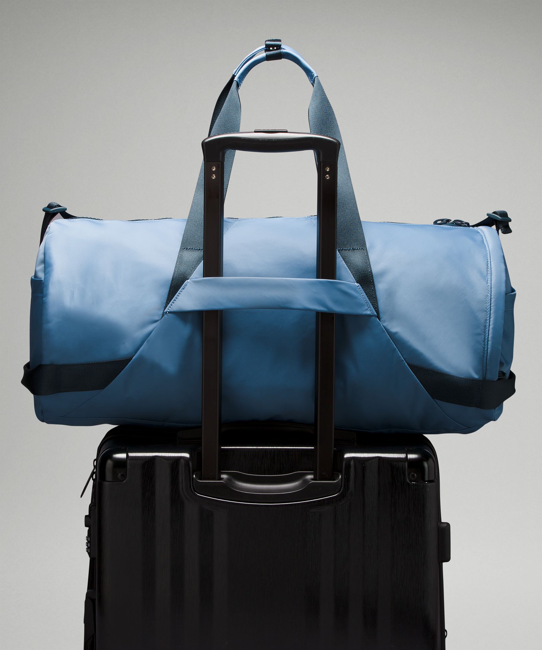 Lululemon All Day Duffel  International Society of Precision