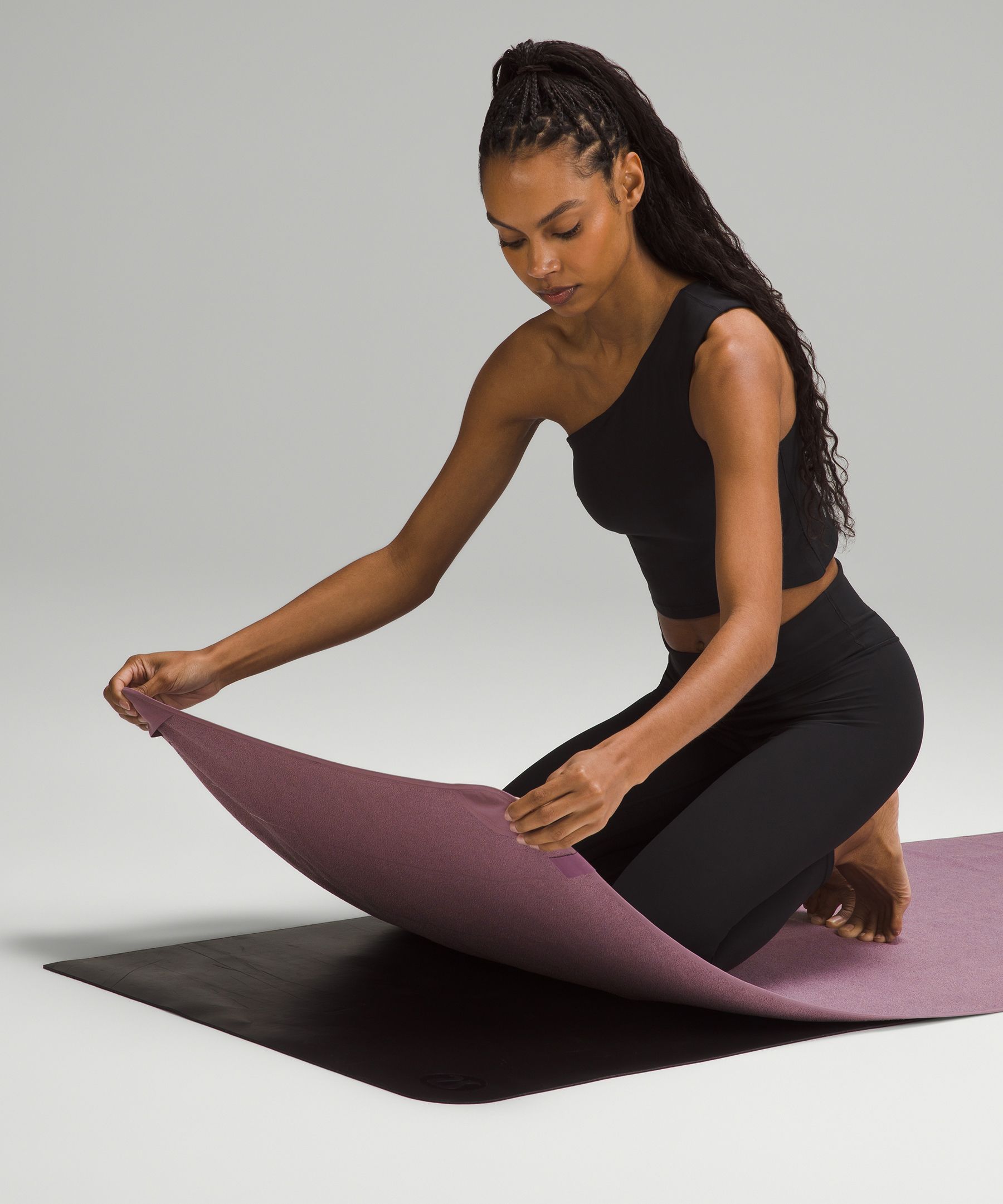 Clever Yoga Mat Towel Non-Slip for Hot Yoga. Grippy Double Sided Suede  Microfiber Towel Non-Slip Grip. Multifunctional - No Slip Yoga Mat Towel -  Mat