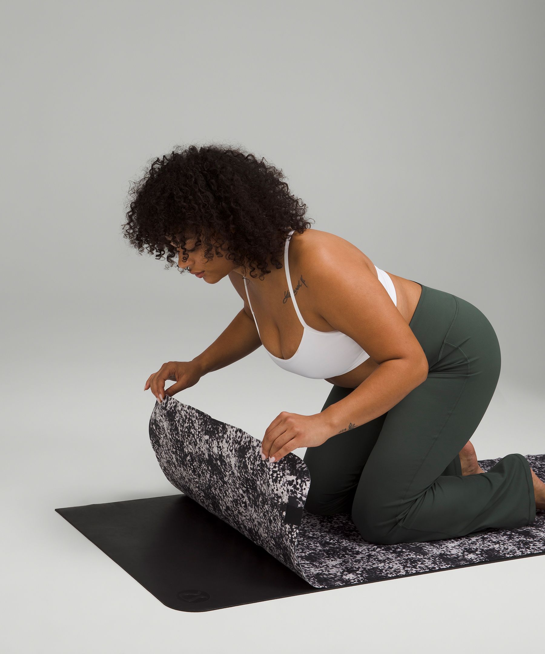 Lululemon yoga blanket sale