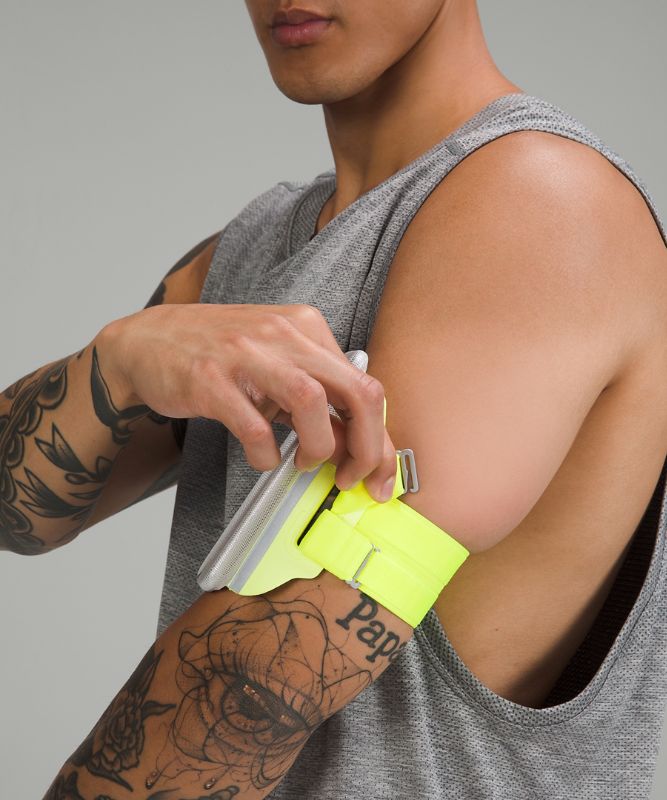 Fast and Free Running Armband