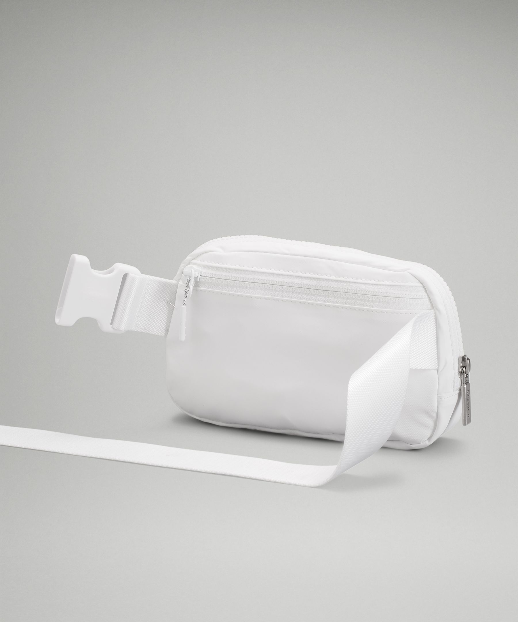 lululemon belt bag white