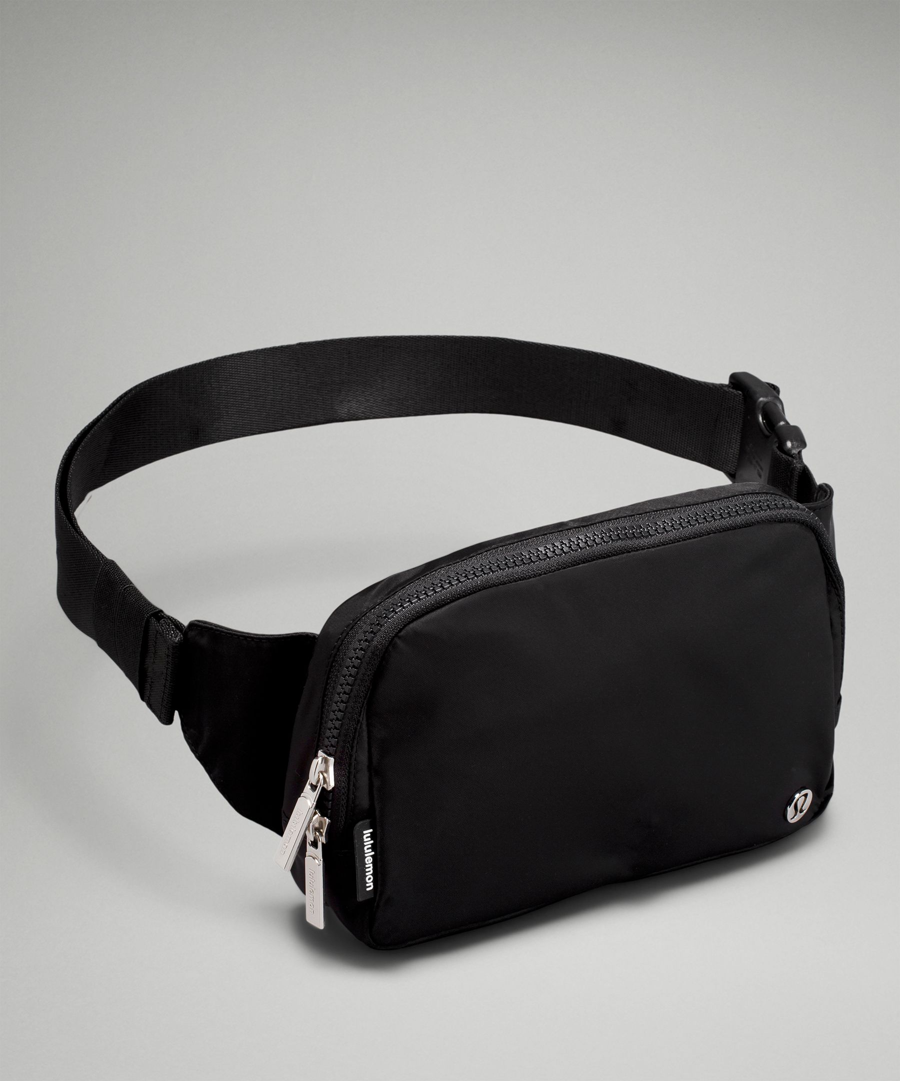  Lululemon Athletica Everywhere Belt Bag 2L Large (Black),  (LU9B11S) | Waist Packs