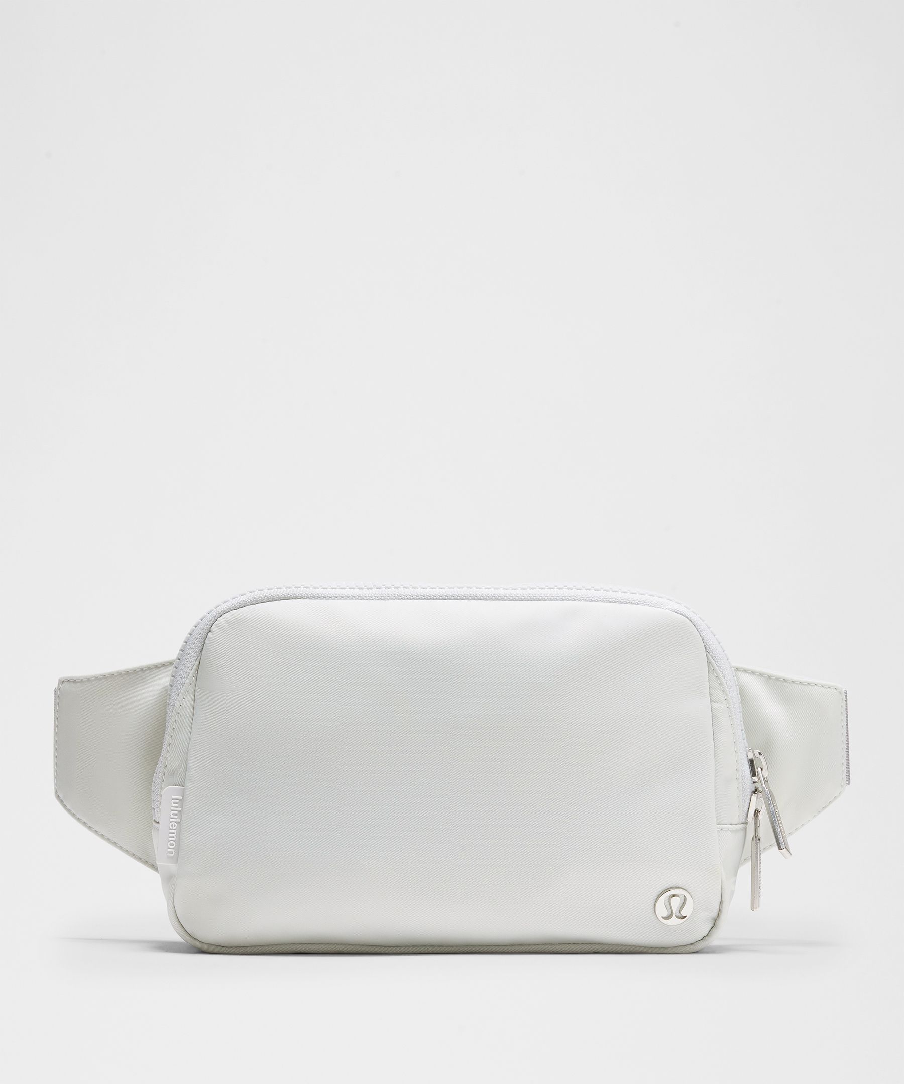 Everywhere Belt Bag Large 2L - White,Neutral