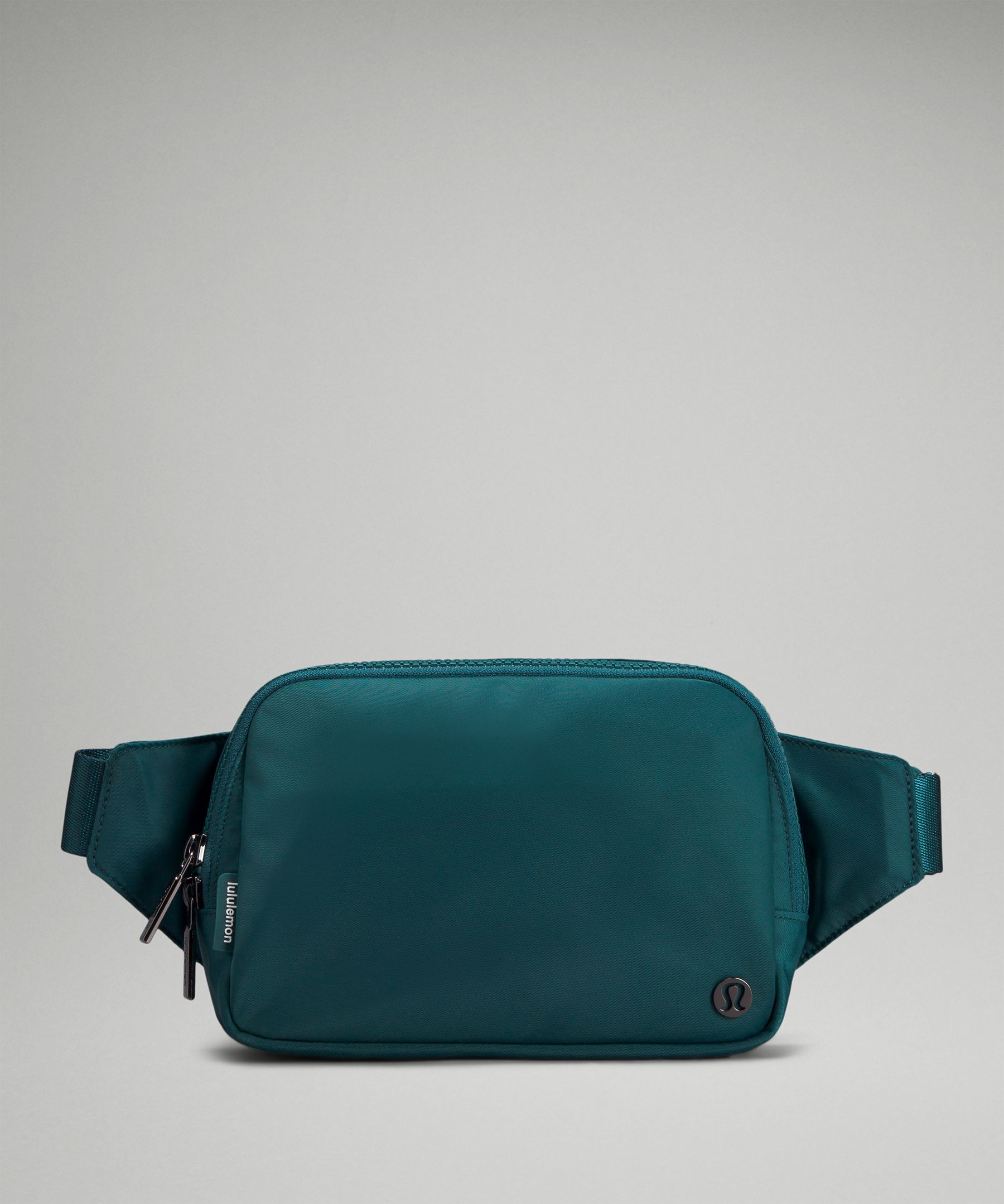 NWT lululemon everywhere belt bag Green Jasper 2L getp.valcre.in