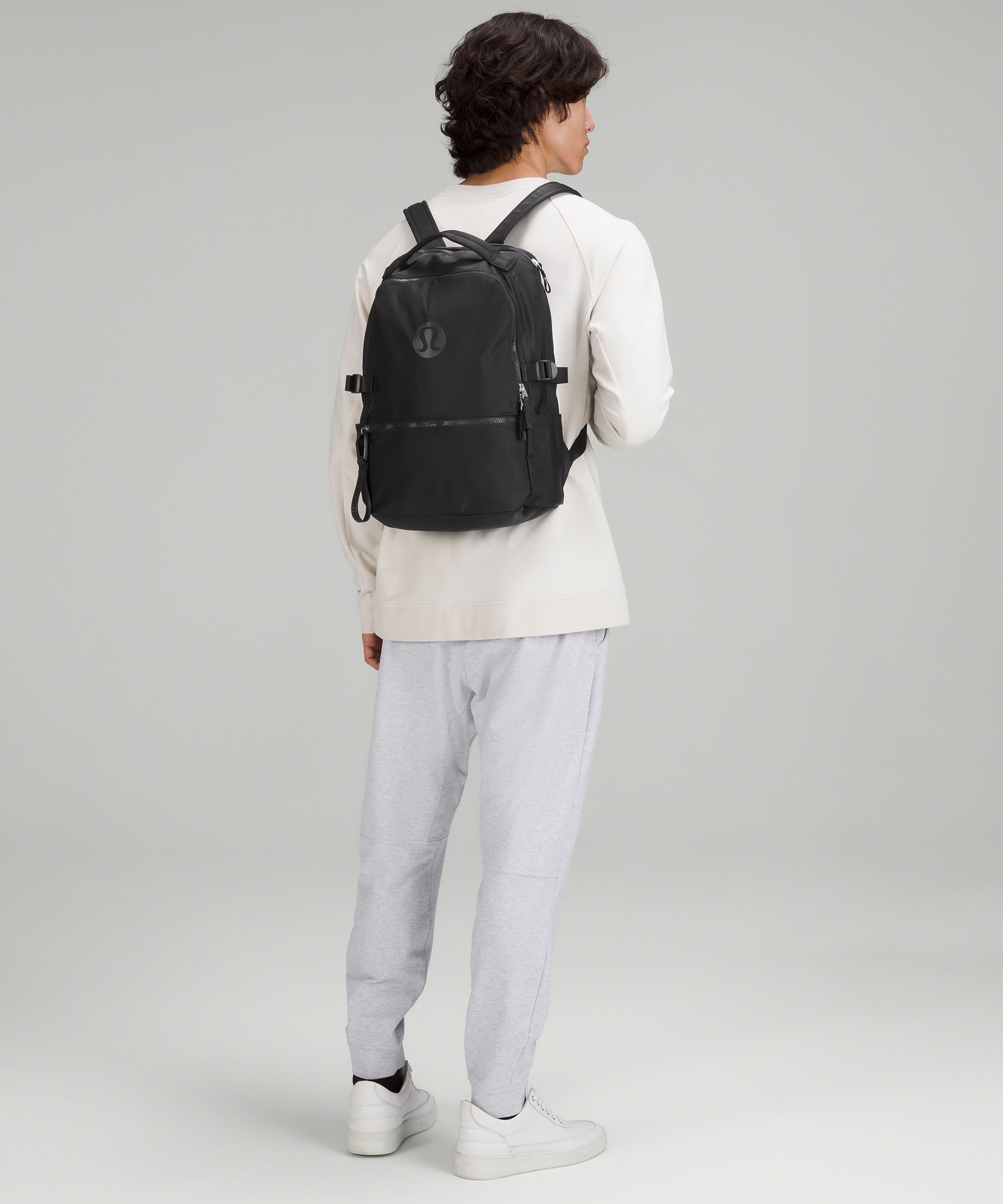 Black hotsell backpack lululemon