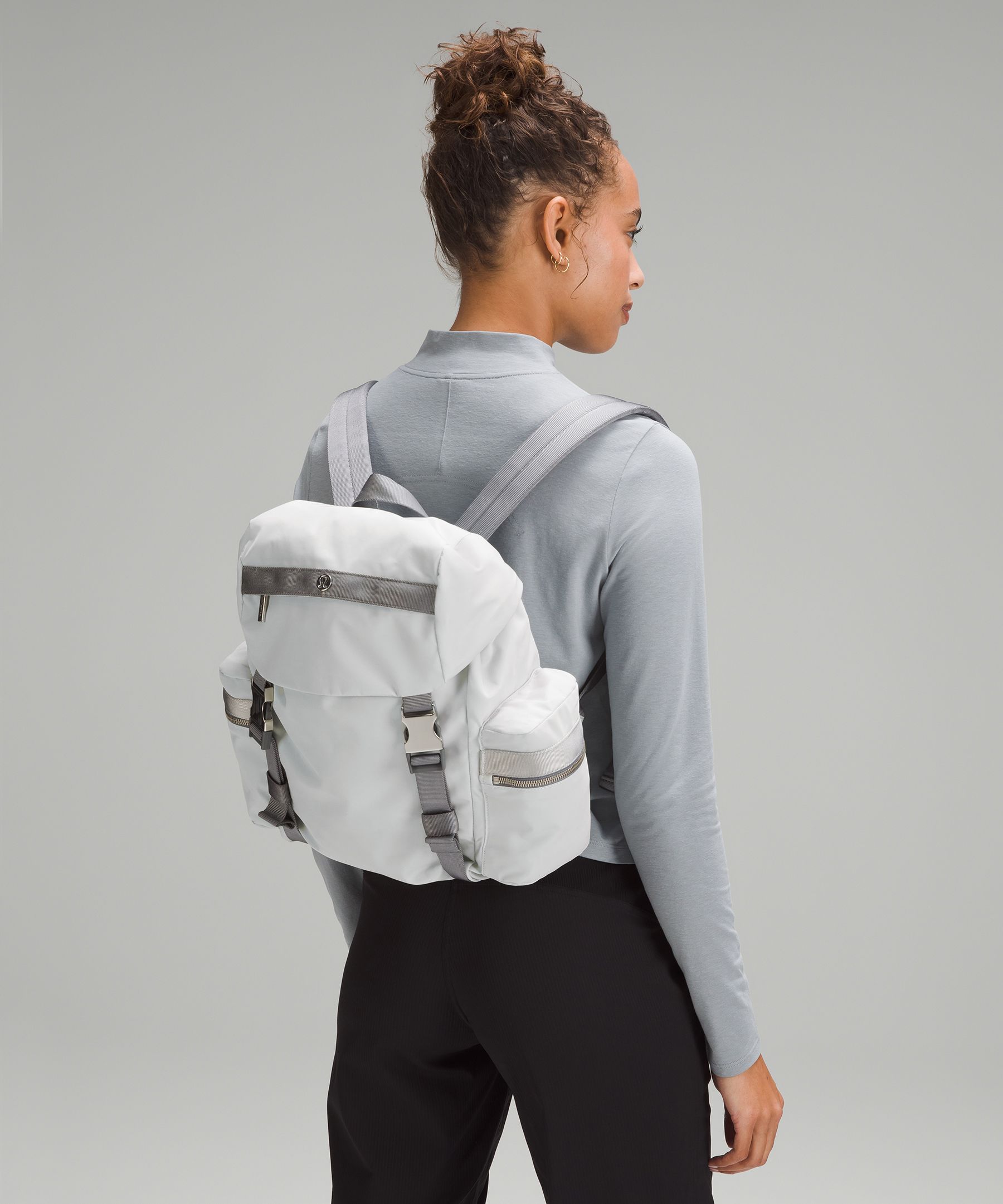 Wunderlust バックパック *ミニ 14L | バッグ | Lululemon JP