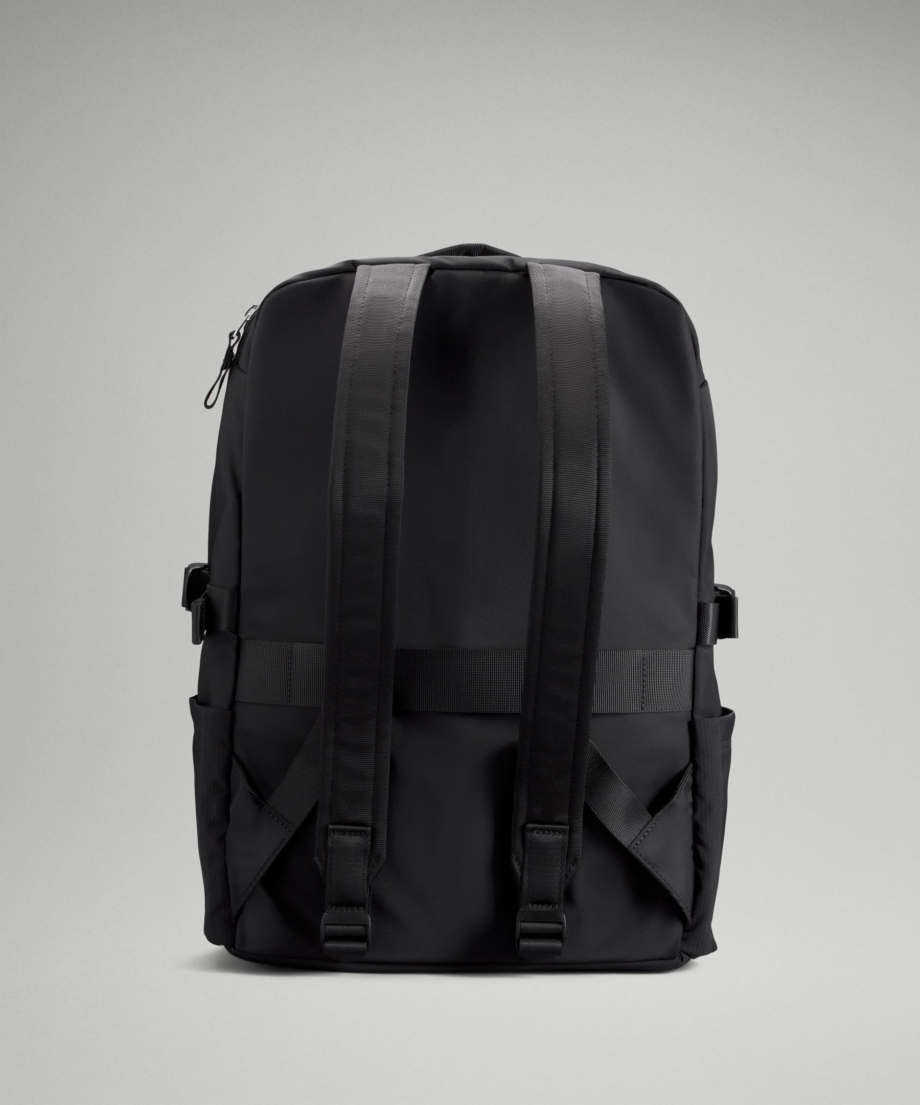 New Crew Backpack *22L | バッグ | Lululemon JP