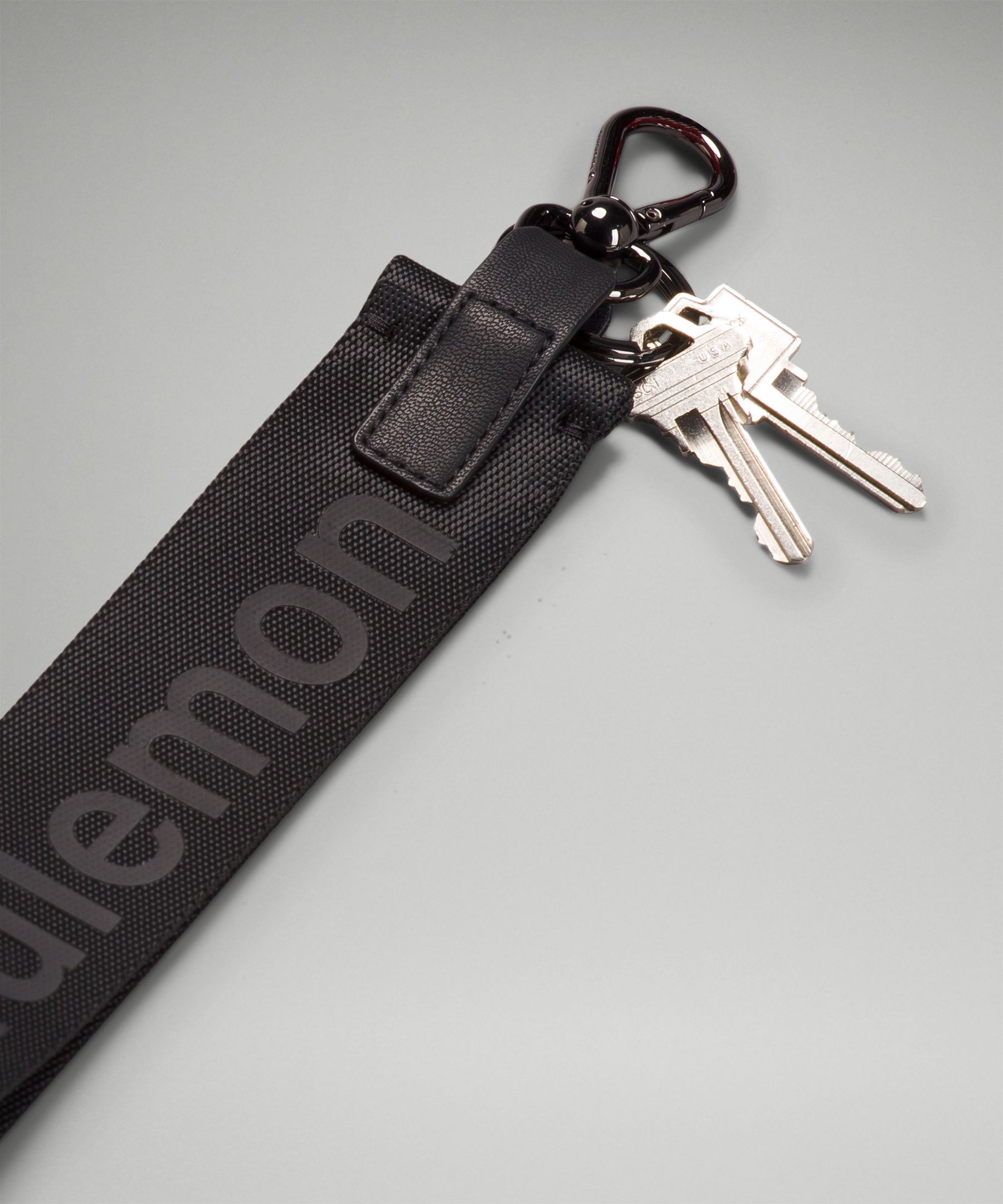 Lululemon Never Lost Keychain - Black