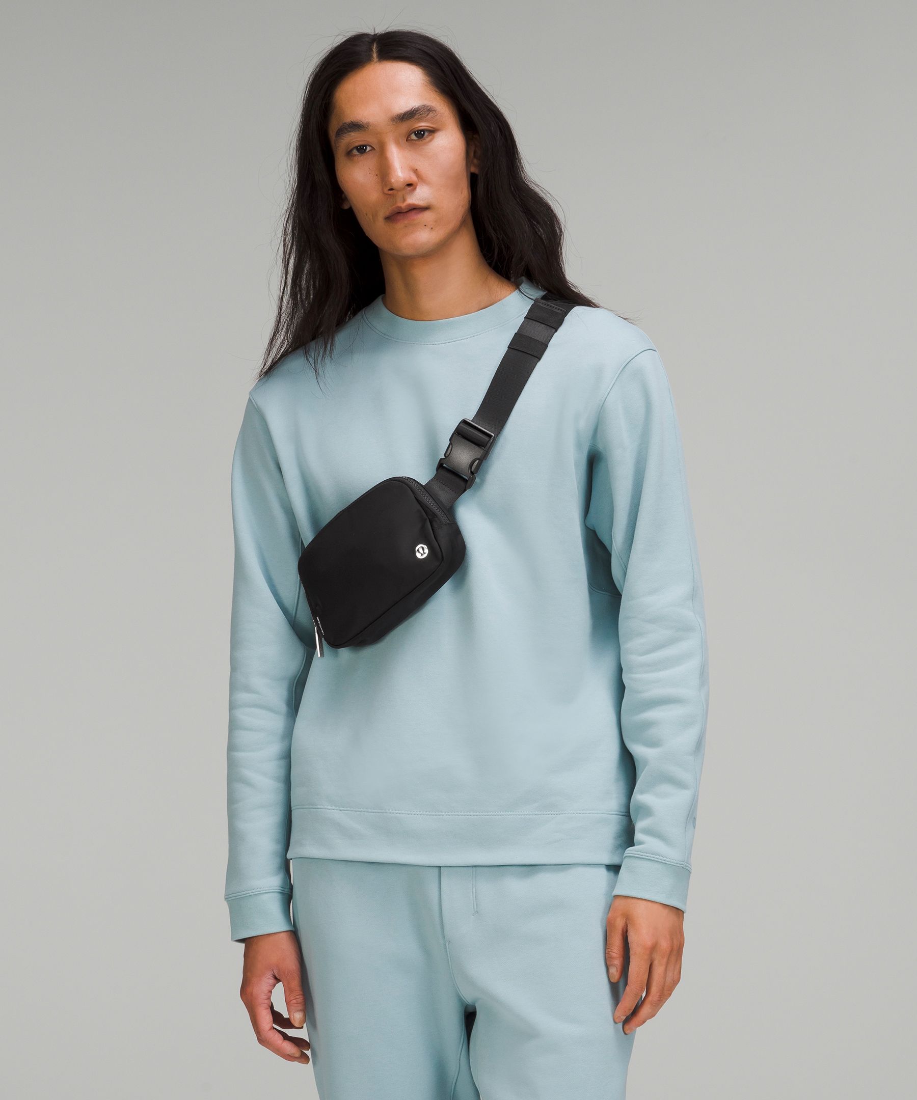 SONIC YELLOW belt bag spotted on the Australia lululemon website! 🥺💛