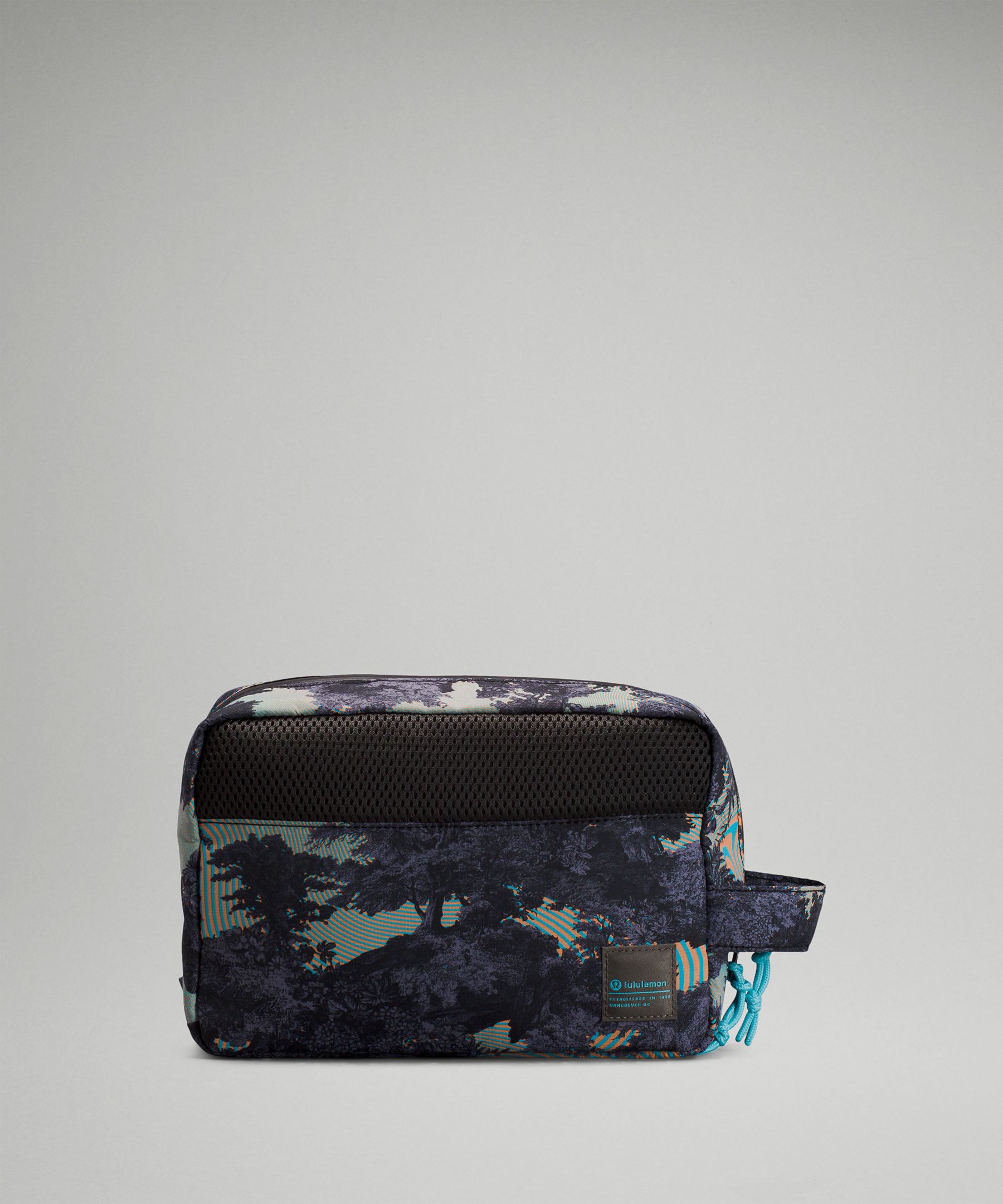 Men’s Travel Kit Bag