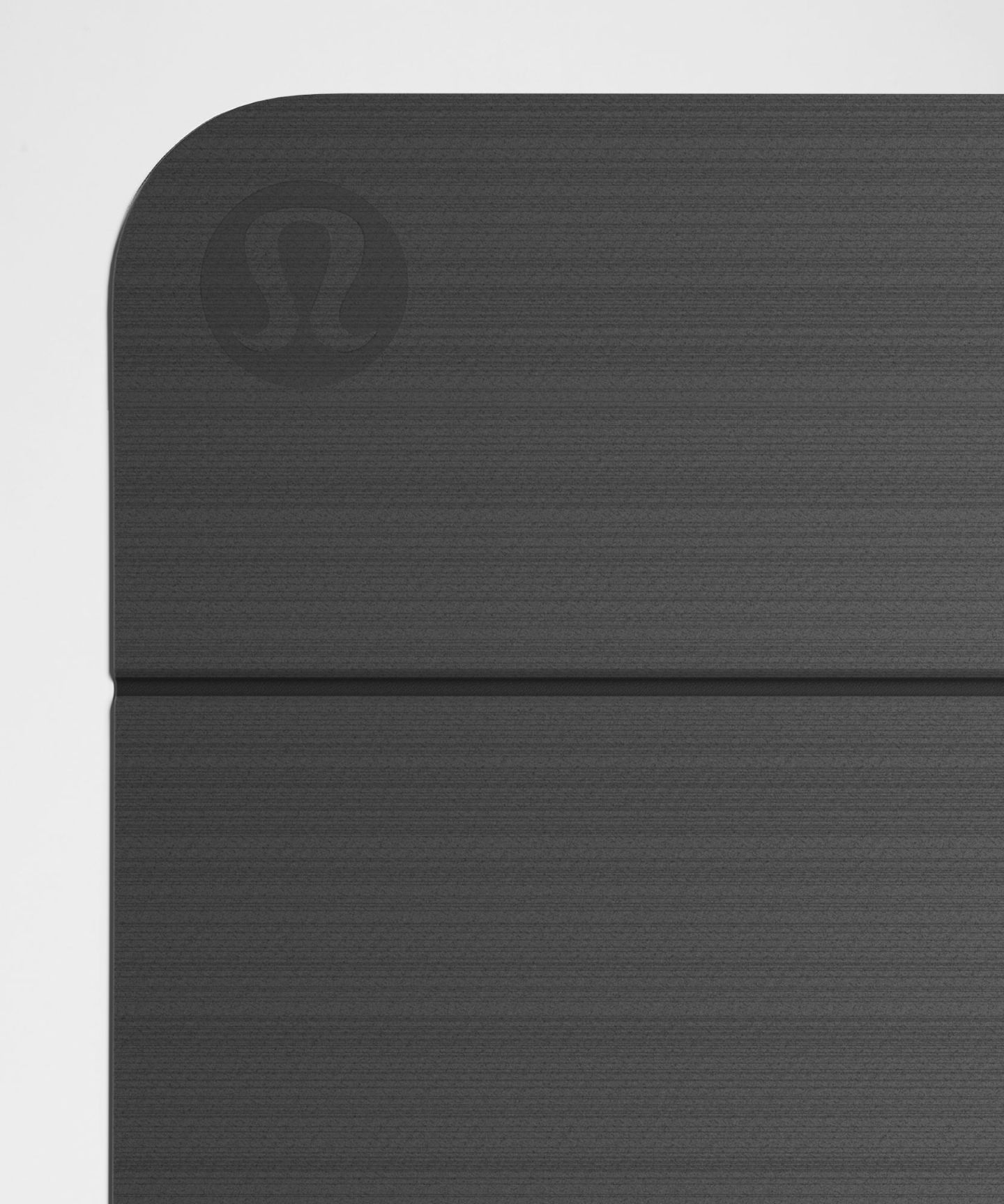 Складной коврик для йоги Lululemon The Foldable Mat 6.5 мм, цвет: Серый / Чёрный — фото 2