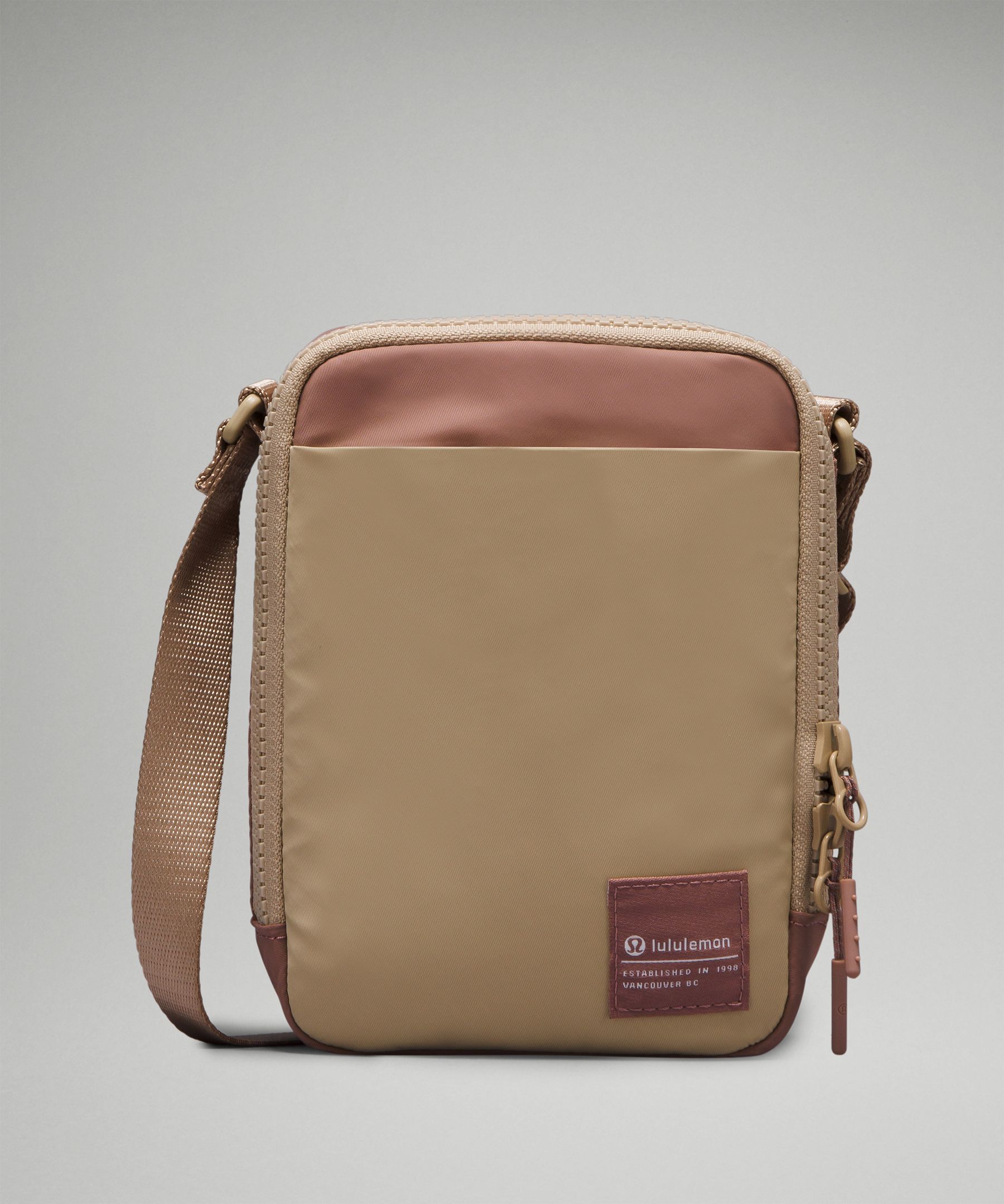 lululemon Easy Access Crossbody Bag Review