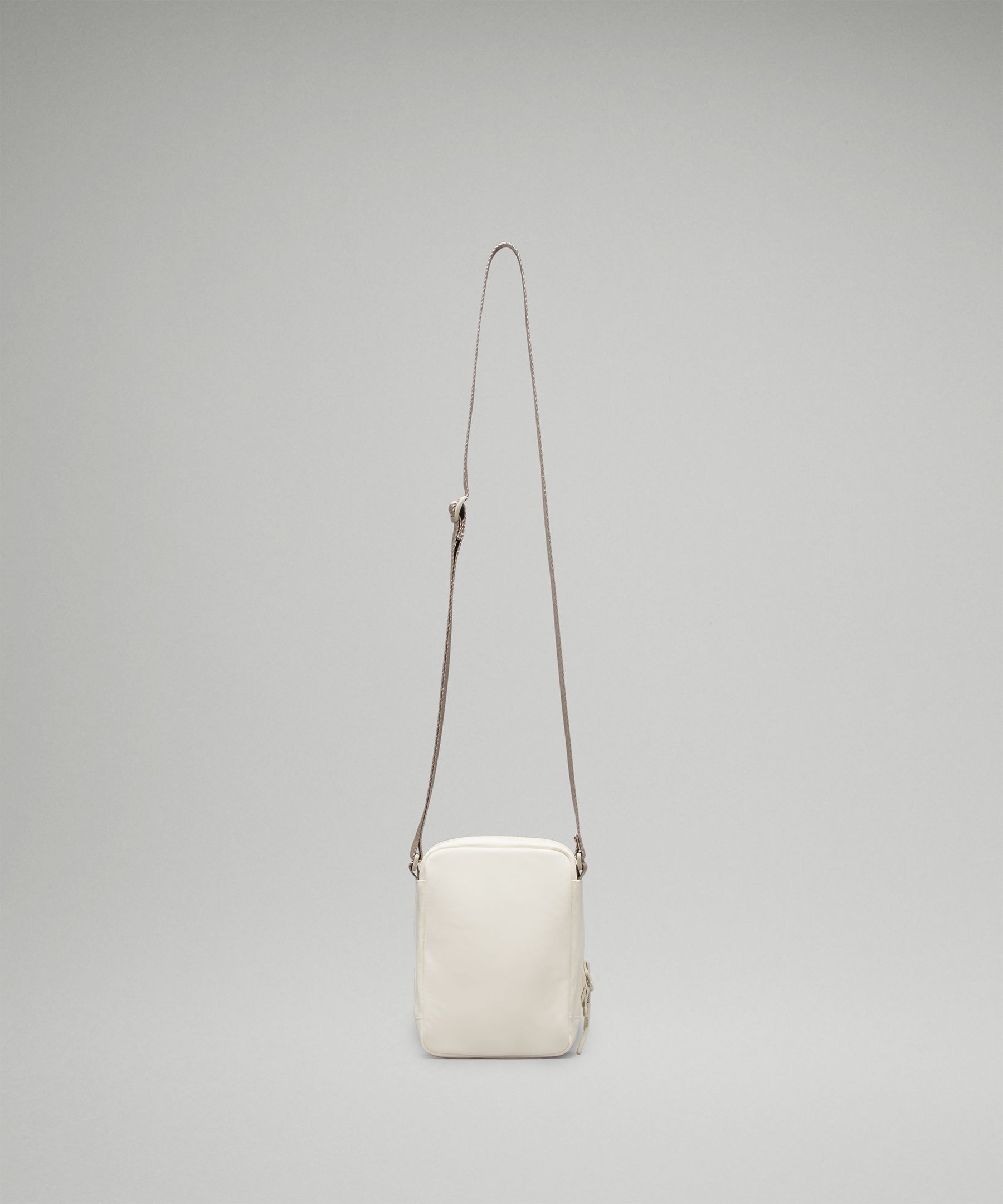 white lululemon crossbody