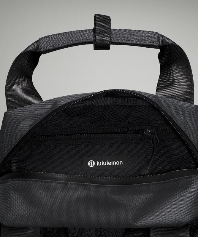 Mesh Mini Backpack 7.5L | バッグ | Lululemon JP