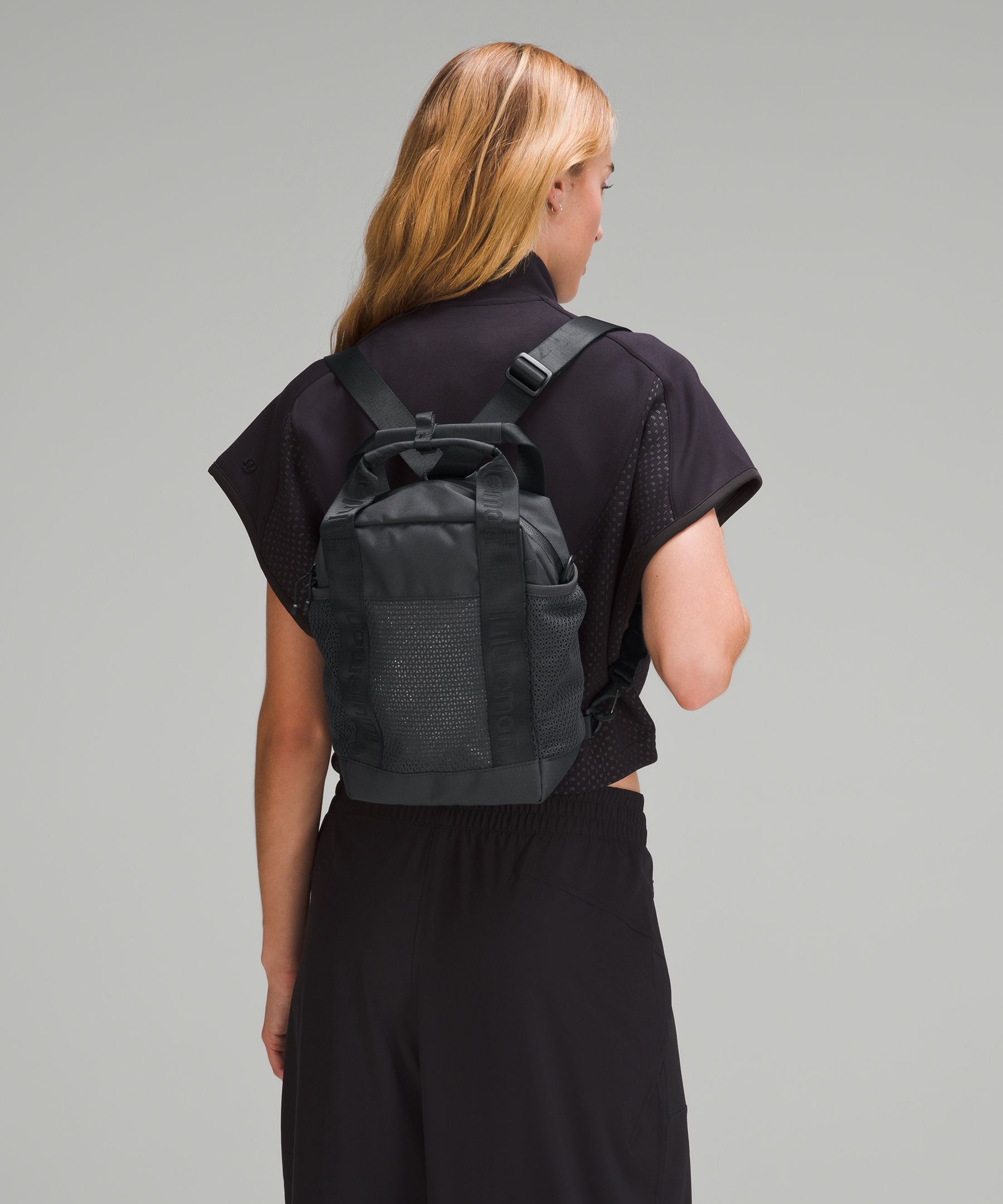 Mini on sale mesh backpack