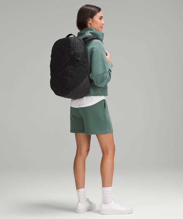 Triple-Zip Backpack 28L, Bags