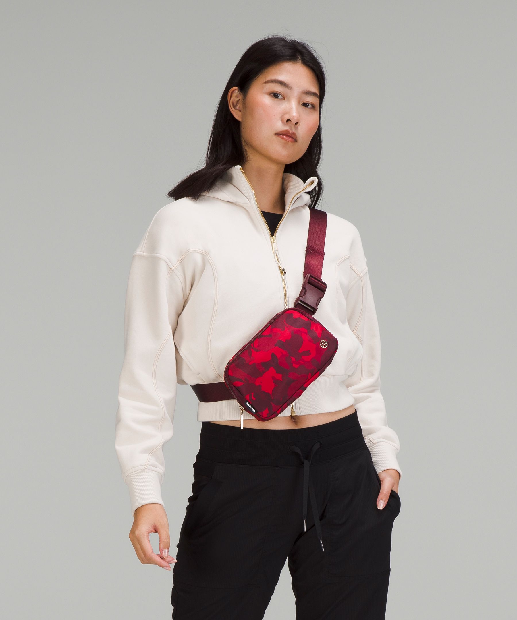 ニューイヤー Everywhere ベルトバッグ 1L | バッグ | Lululemon JP