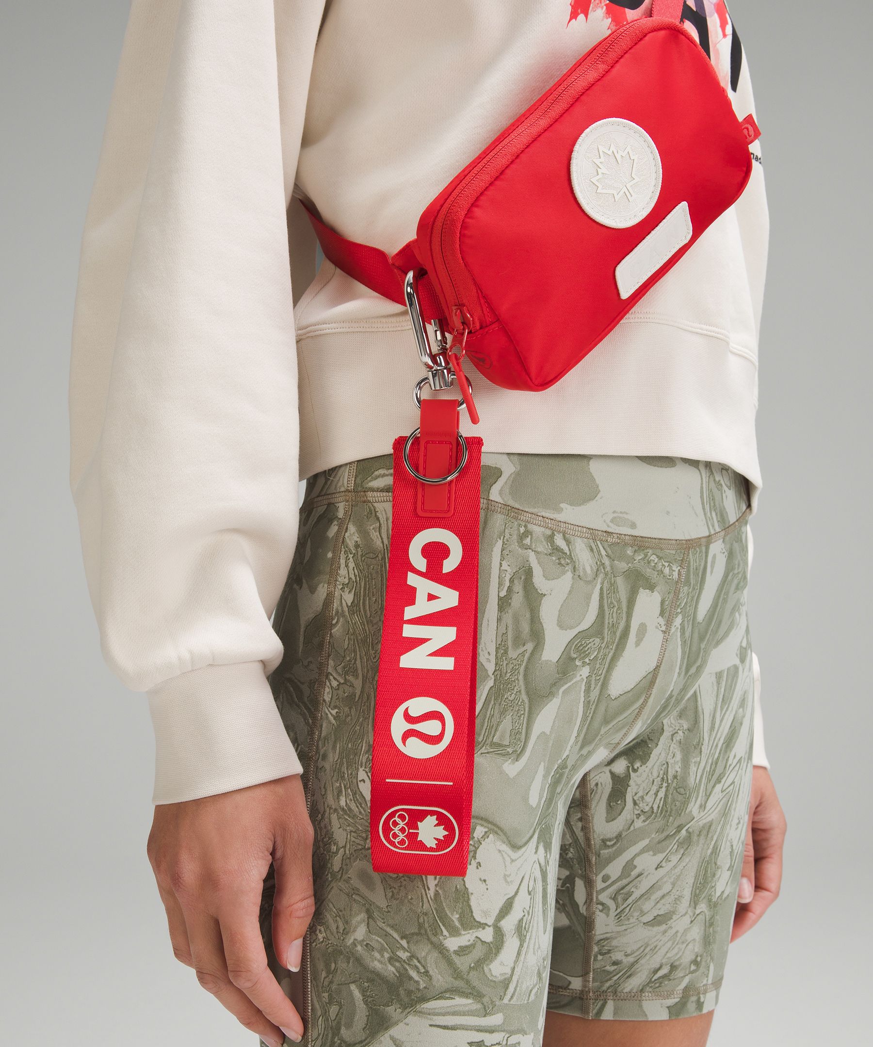 Lululemon Team Canada Never Lost Keychain *Canadian Olympic Team Logo. 3