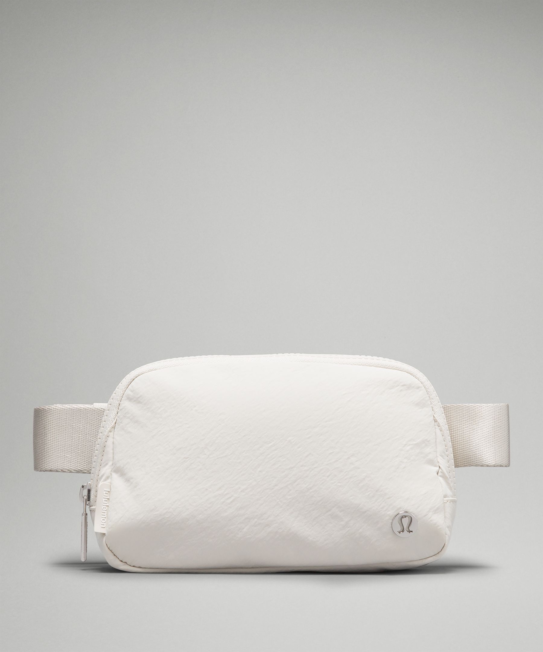 Lululemon Everywhere Belt Bag 1L Size One Size White Neutral