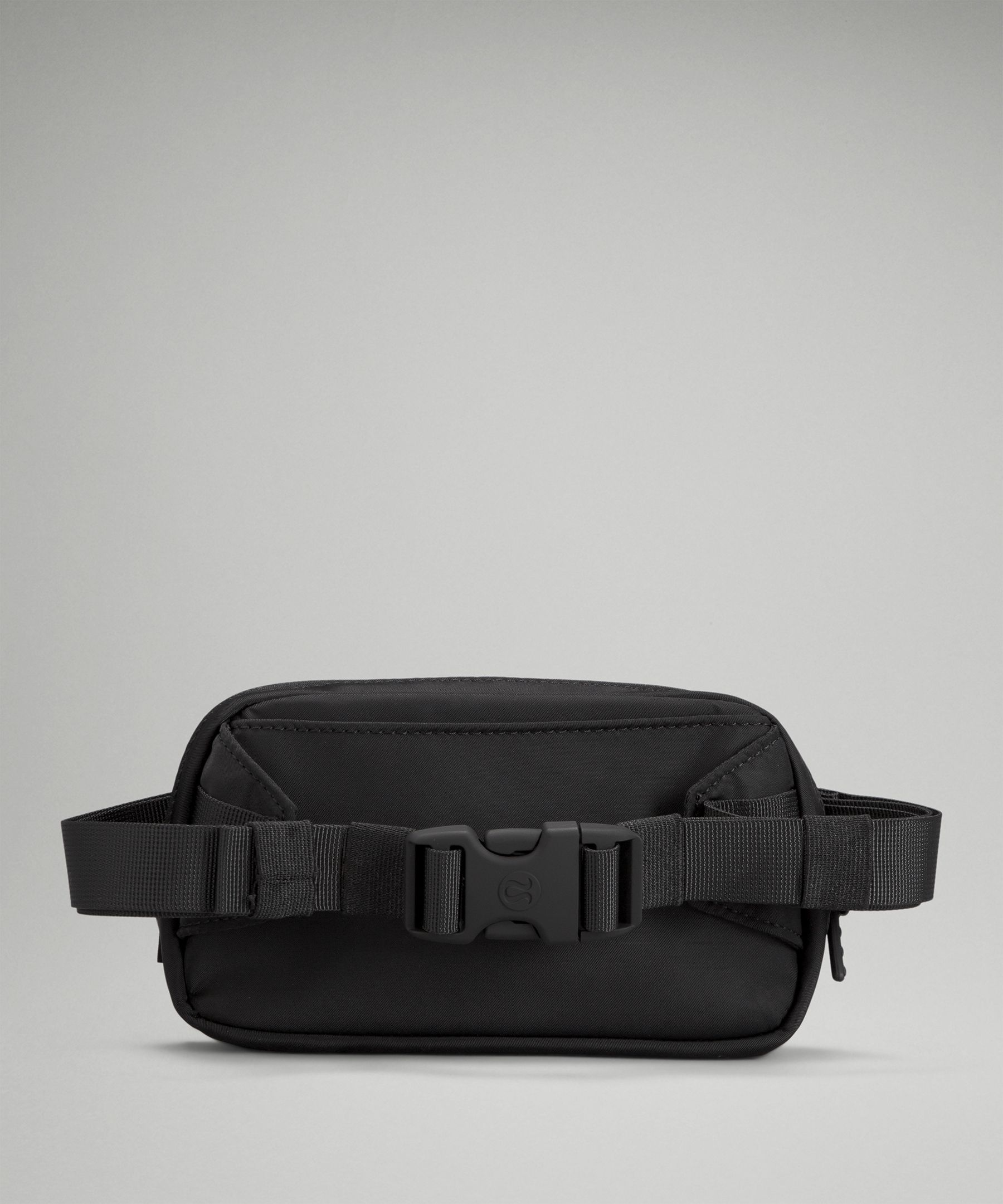 Lululemon athletica Team Canada Future Legacy Mini Belt Bag *COC CPC Logo, Unisex Bags,Purses,Wallets