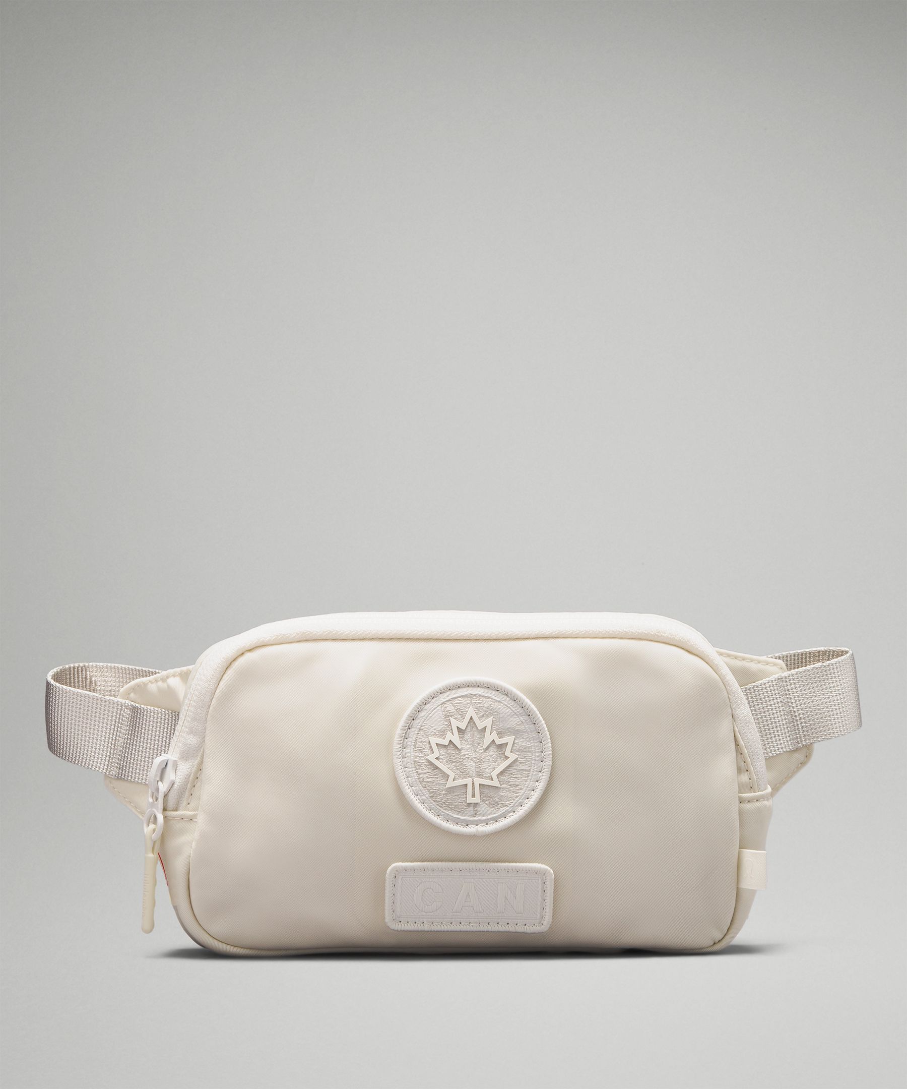 Lululemon Future Legacy Crossbody Bag_black (TEAM Canada) 