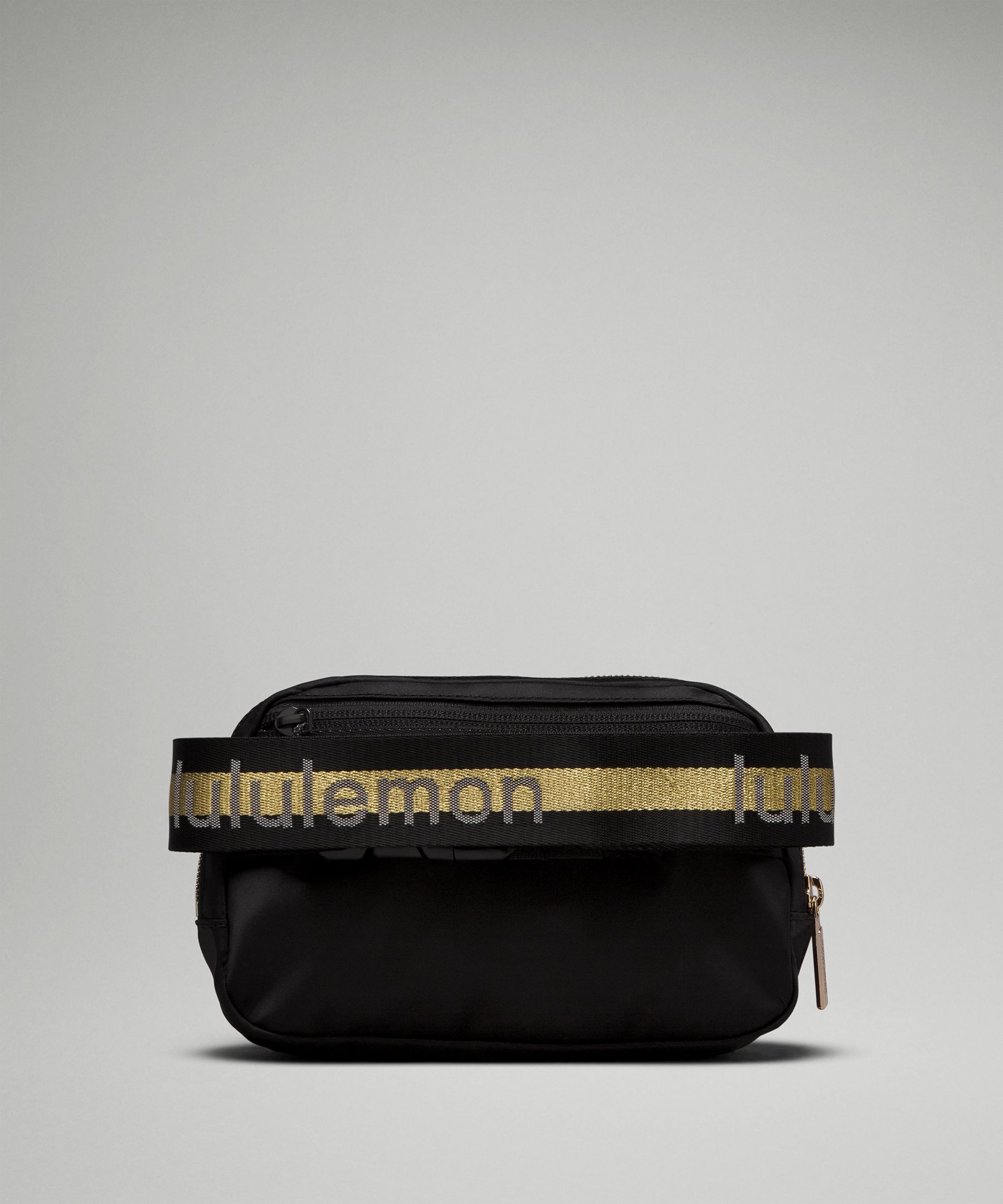 Lululemon black belt bag best sale